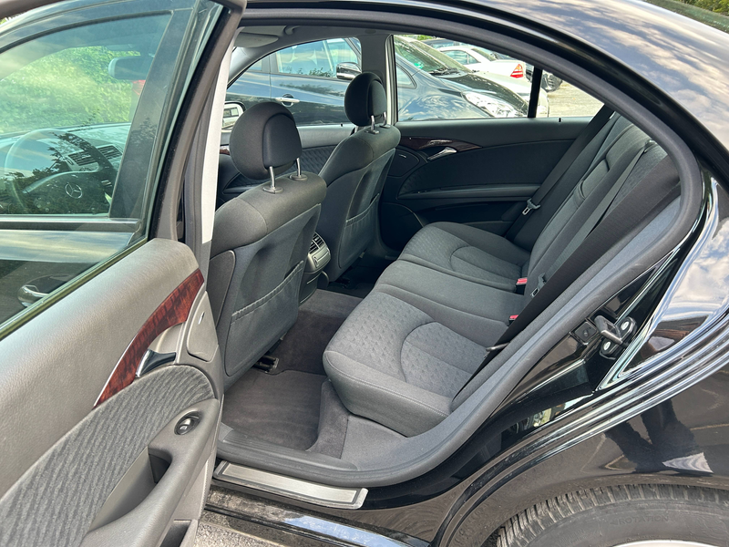 Mercedes-Benz E 220 E 220 CDI Klima, PDC, Sitzheizg, Tüv Neu, 1. Hand — photo 12