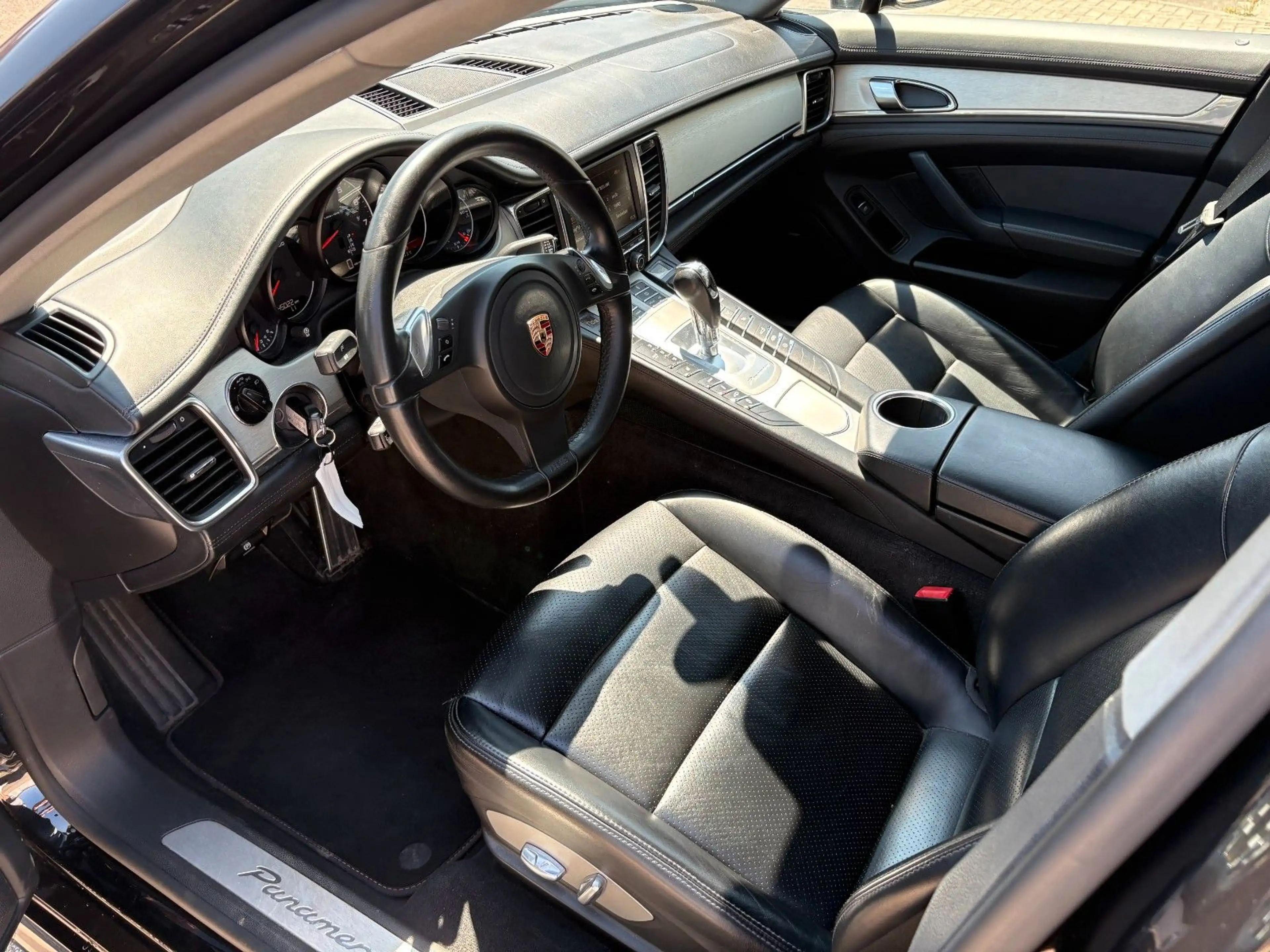 Porsche Panamera 3.6 *22"Kahn Alufelgen*Klappenauspuff* — photo 15
