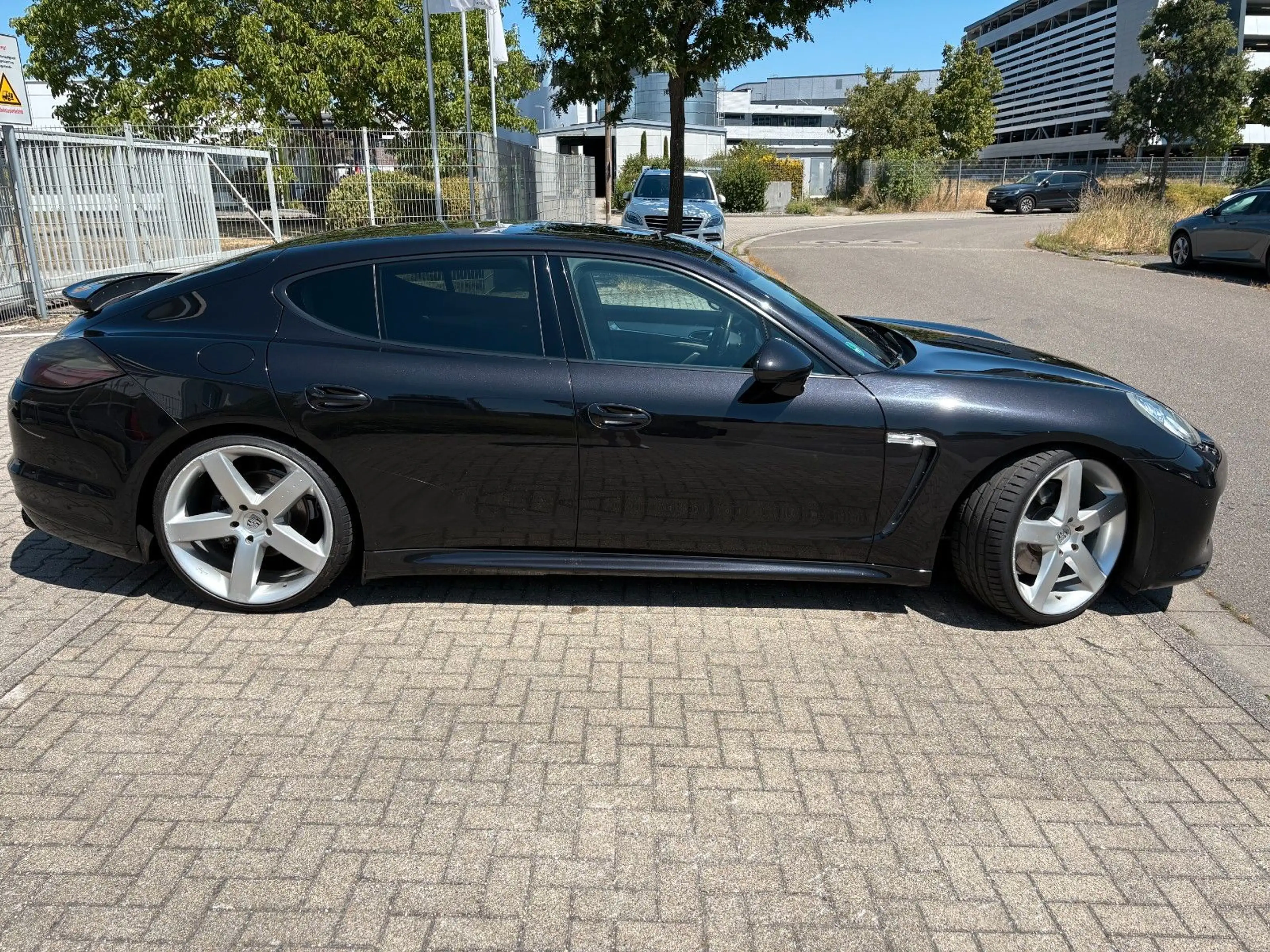 Porsche Panamera 3.6 *22"Kahn Alufelgen*Klappenauspuff* — photo 8