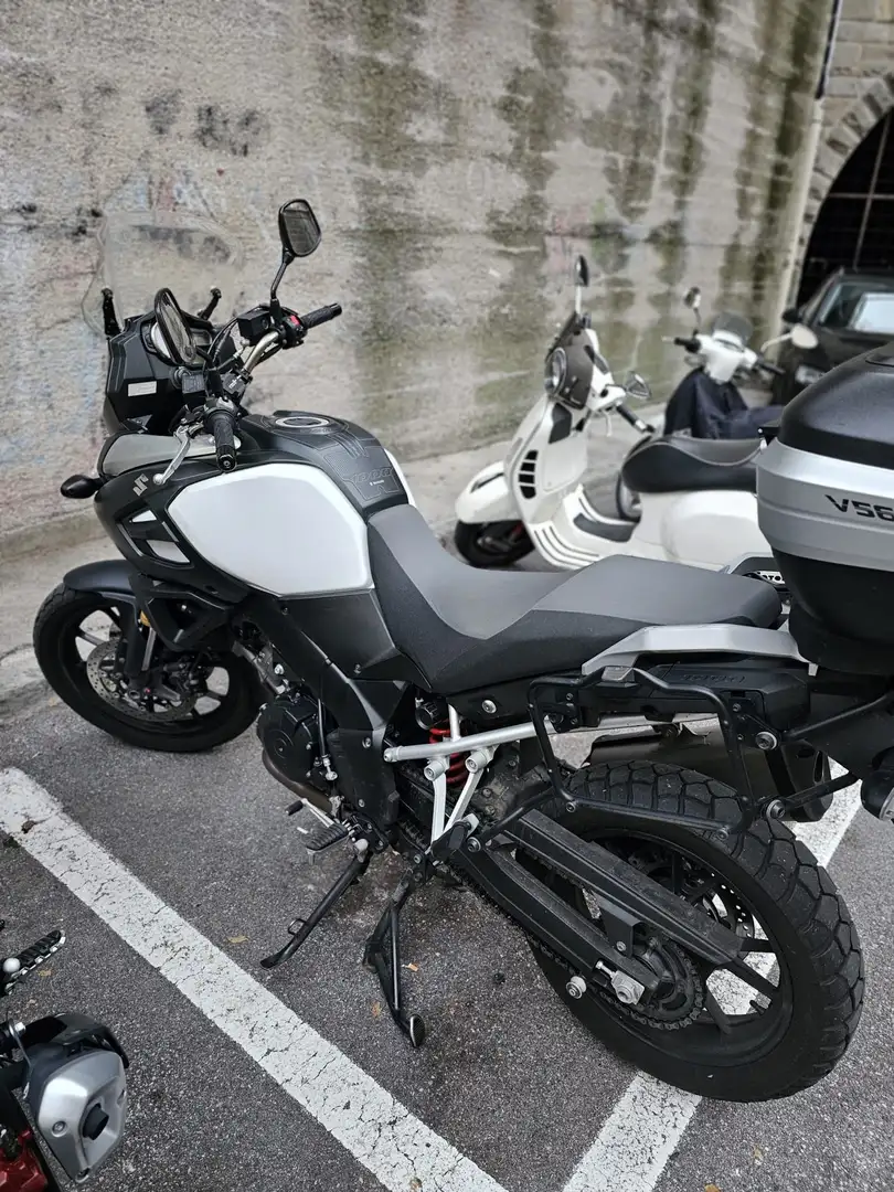 Suzuki V-Strom 1000 Alb - 2