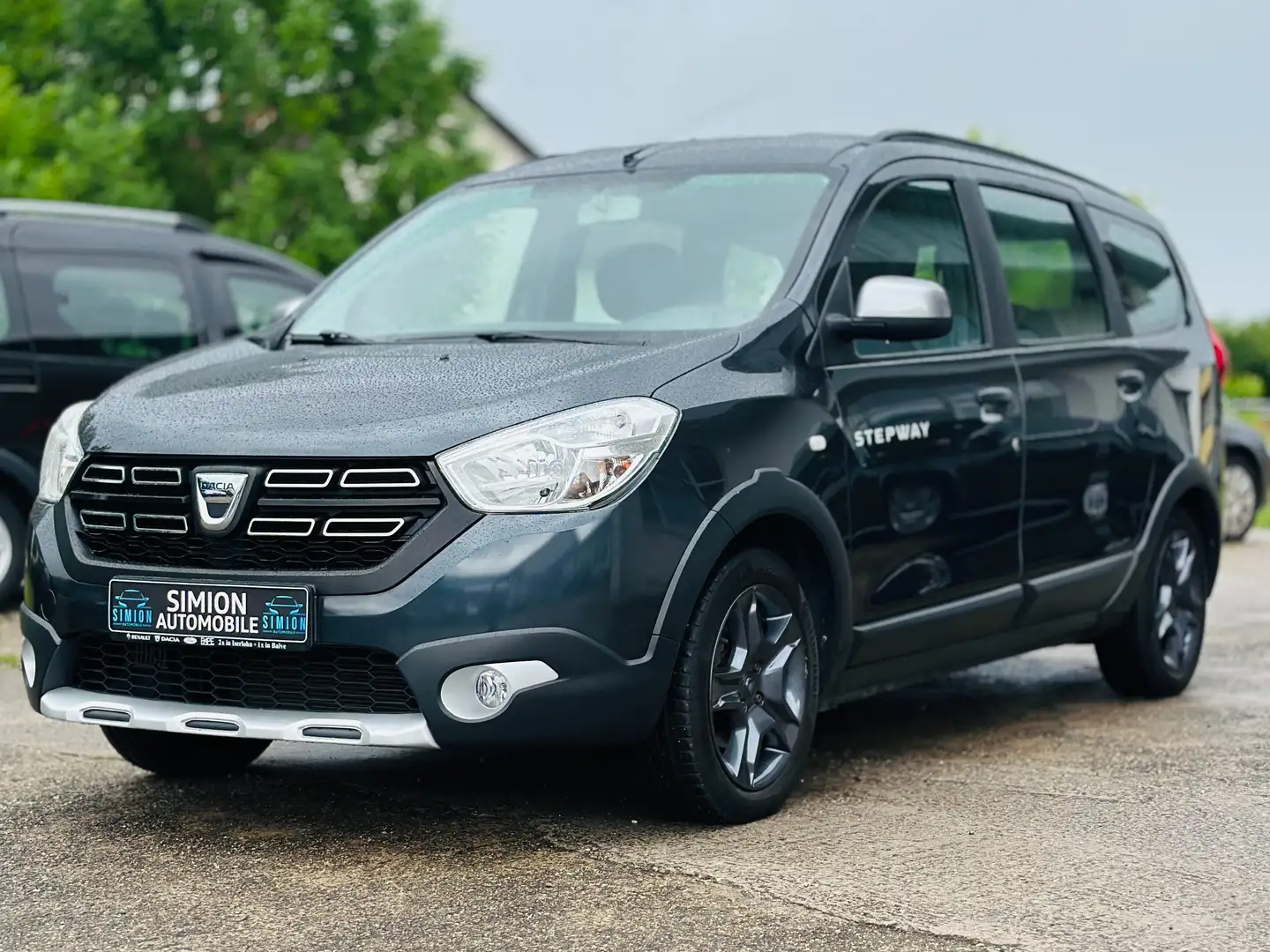 Dacia Lodgy Stepway/ 1.Hand/ Scheckheft/TÜV & INSP NEU Šedá - 1