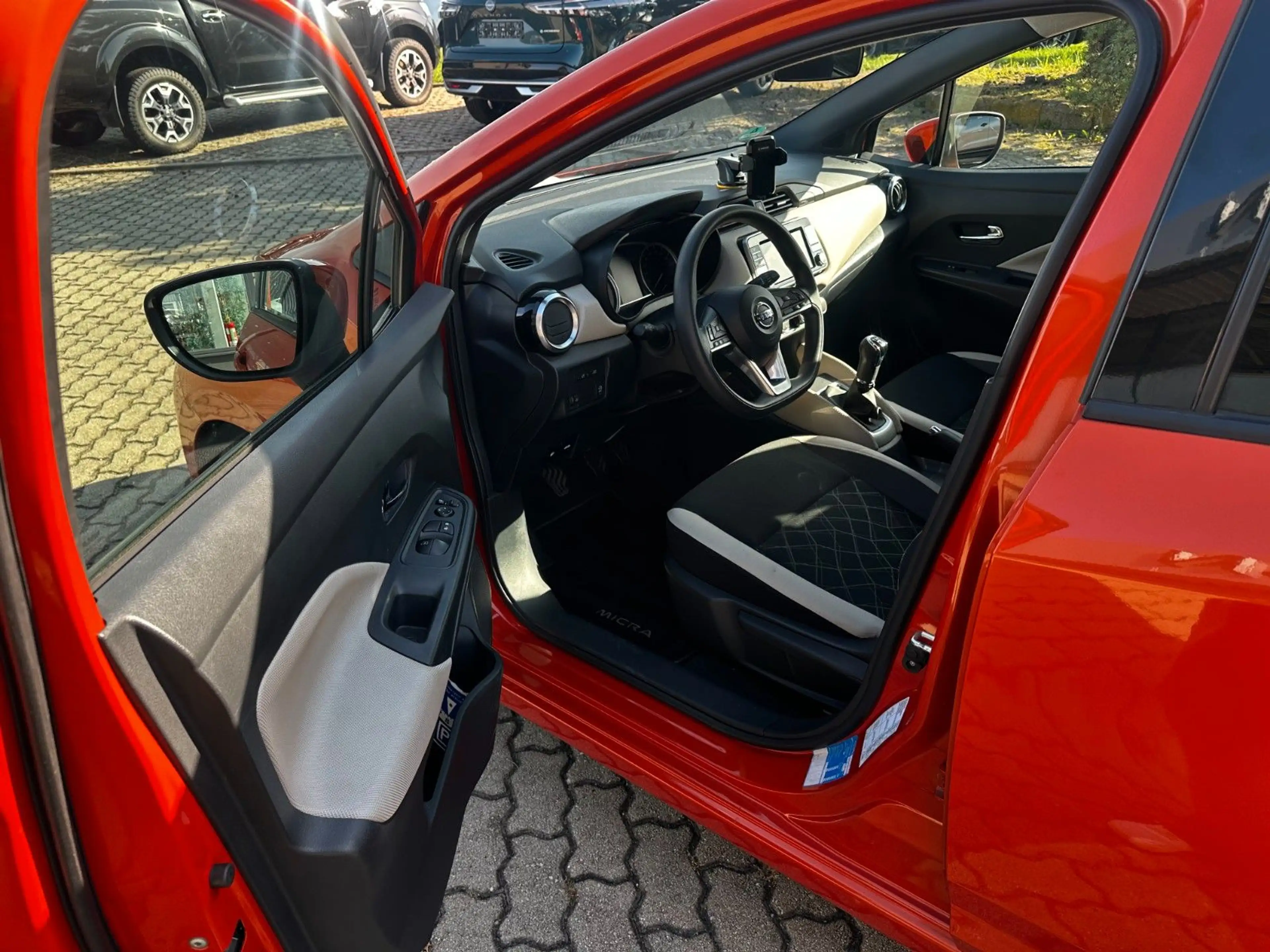 Nissan Micra 1. Hand,  Alufelgen, Klima, Sitzhzg., — photo 2