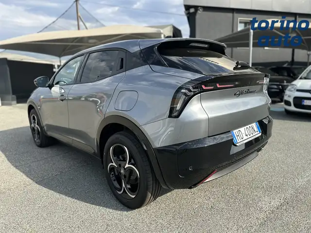 Alfa Romeo Junior view 5