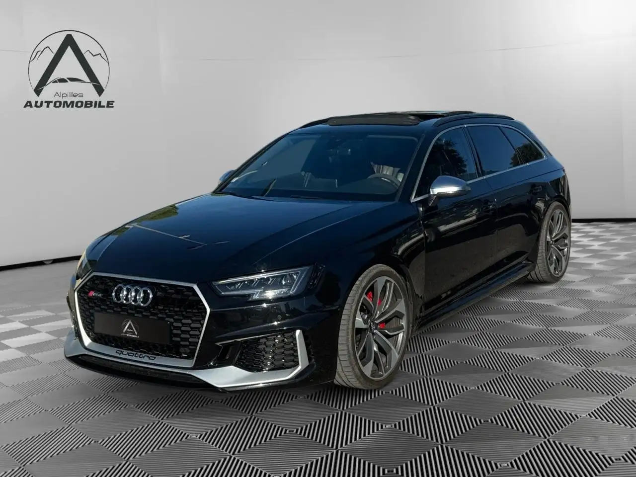 Audi RS4