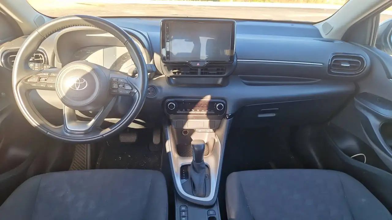 Toyota Yaris Yaris — photo 11