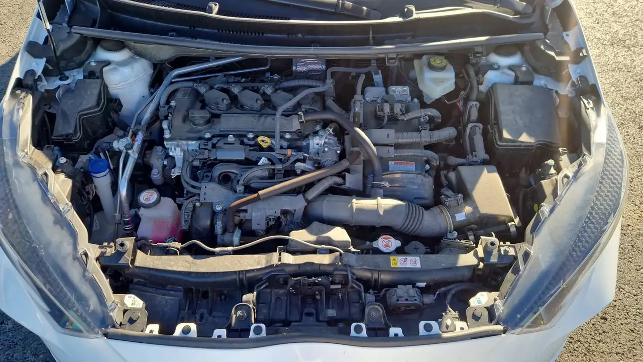 Toyota Yaris Yaris — photo 15
