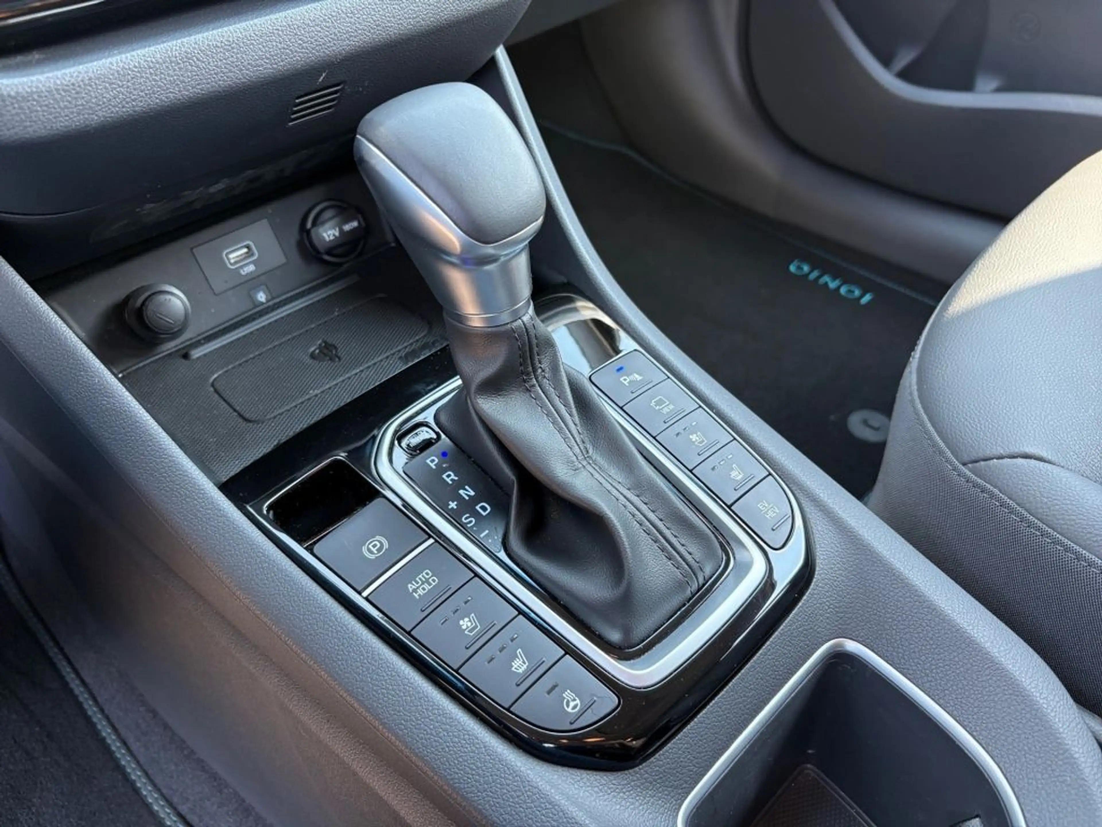 Hyundai IONIQ Plug-in-Hybrid 1.6 GDI Prime — photo 13