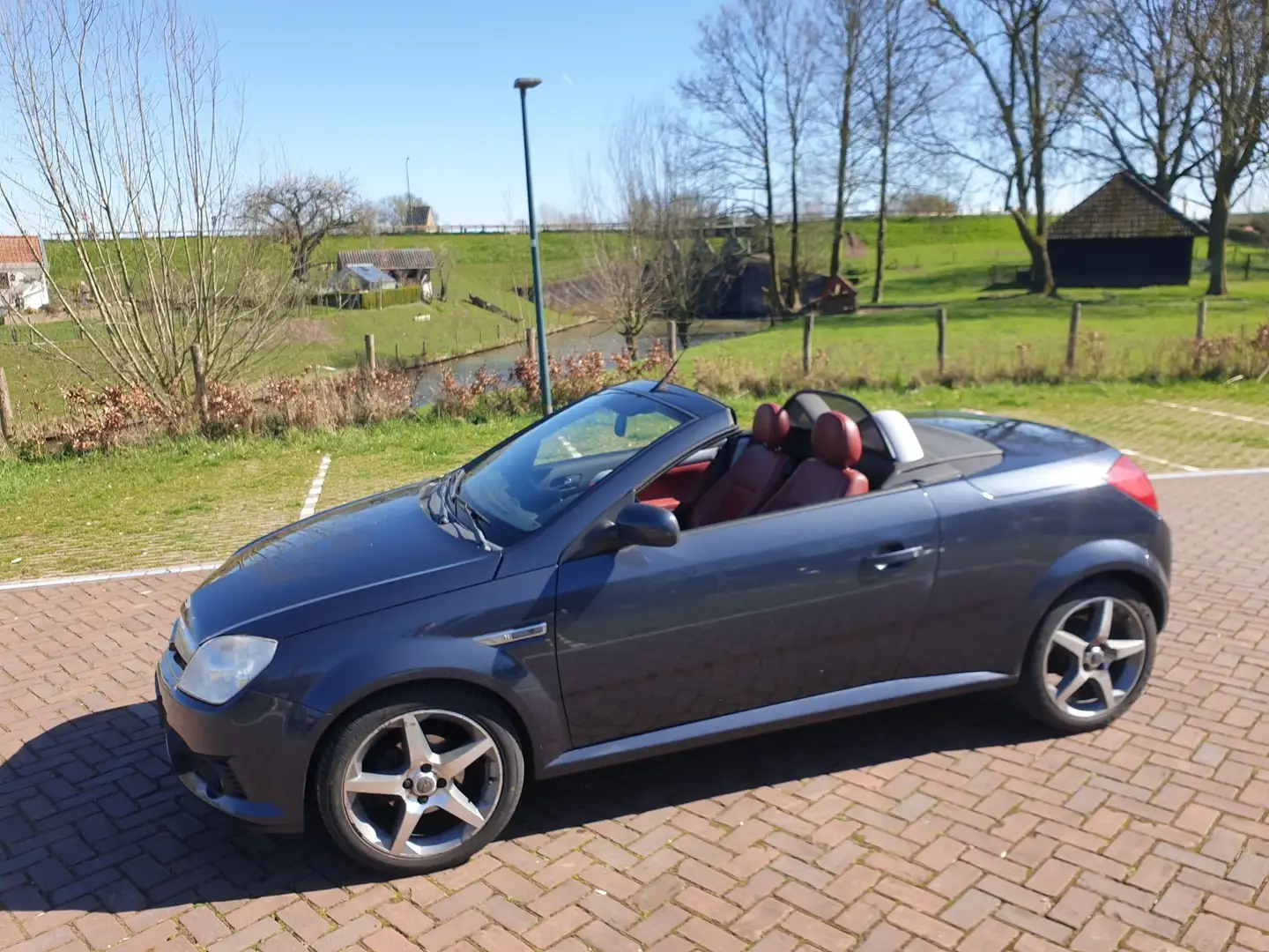 Opel Tigra 1.4-16V Linea Nera met NAP Kék - 2