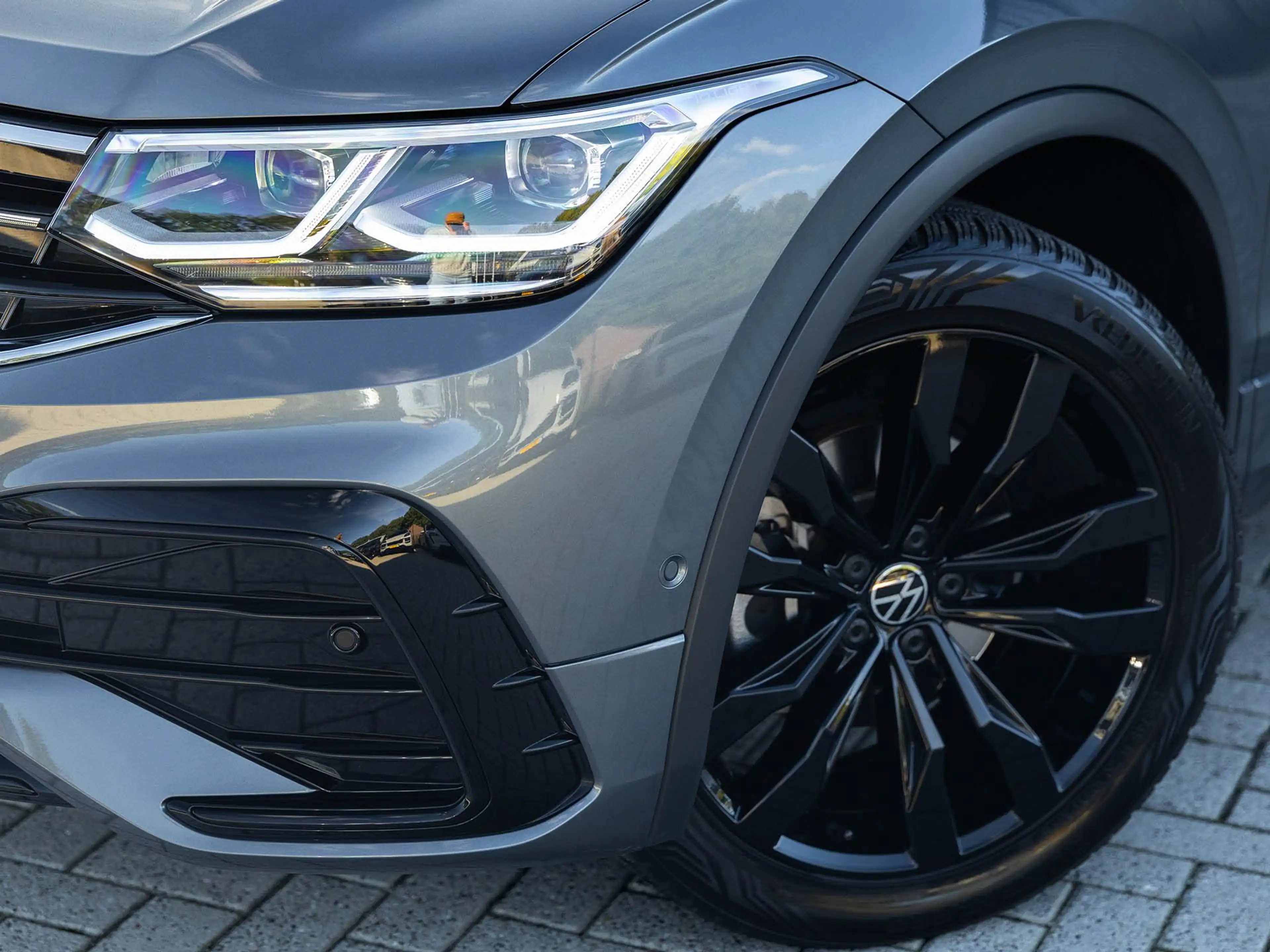 Volkswagen Tiguan Allspace 1.5 TSI R-Line Business 7p. | Trekhaak | Panoramad — photo 5