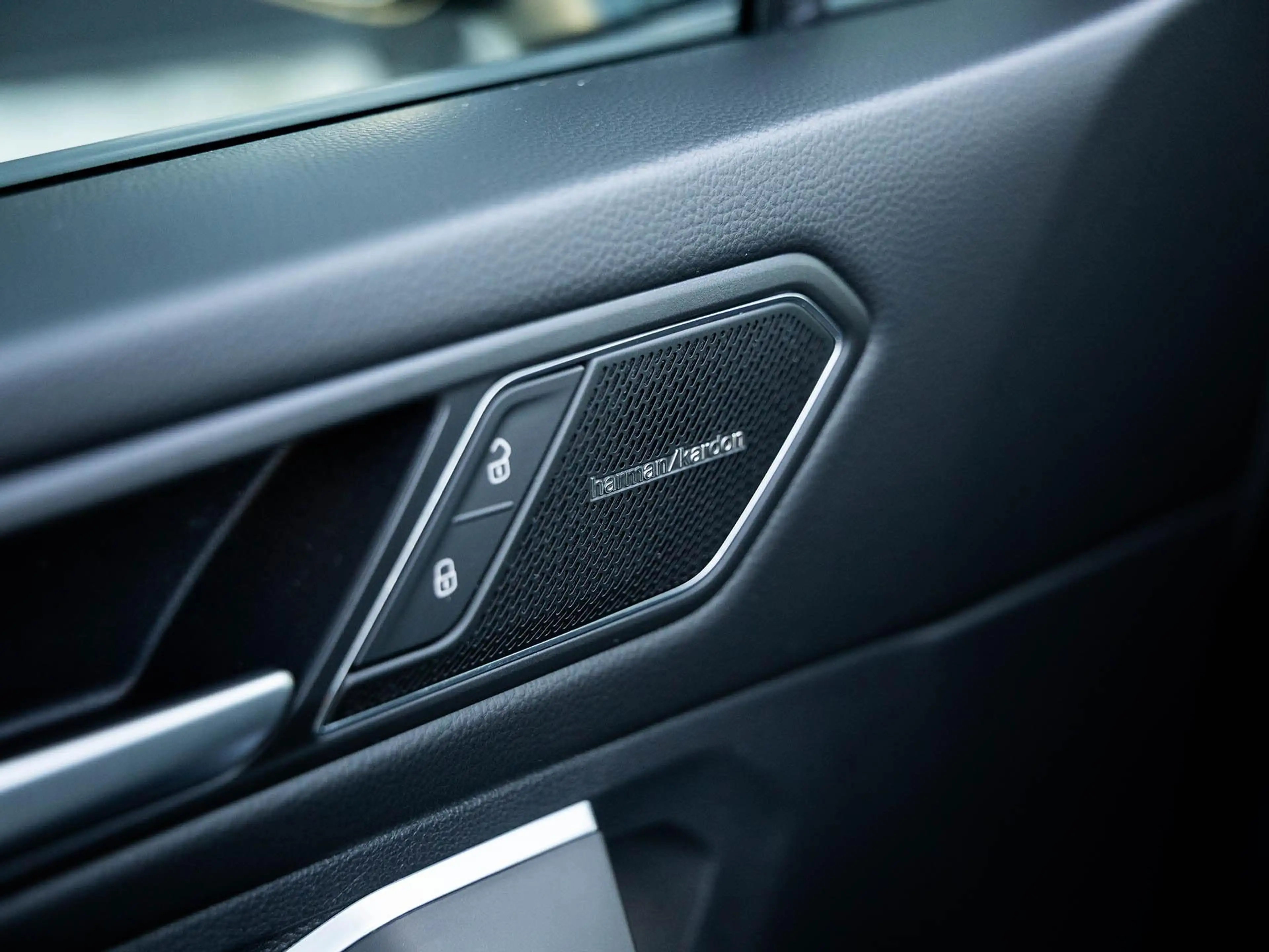 Volkswagen Tiguan Allspace 1.5 TSI R-Line Business 7p. | Trekhaak | Panoramad — photo 12