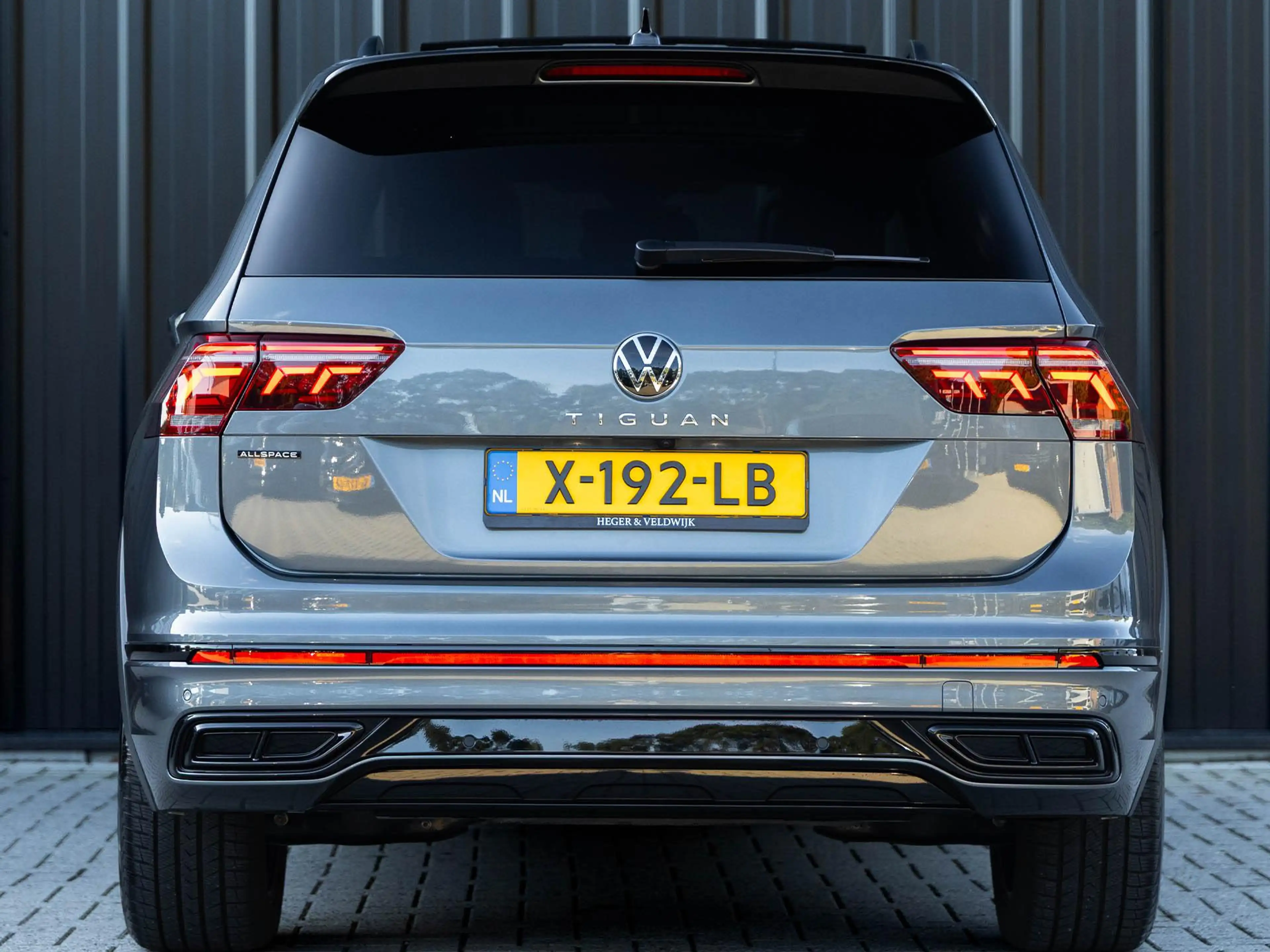Volkswagen Tiguan Allspace 1.5 TSI R-Line Business 7p. | Trekhaak | Panoramad — photo 13