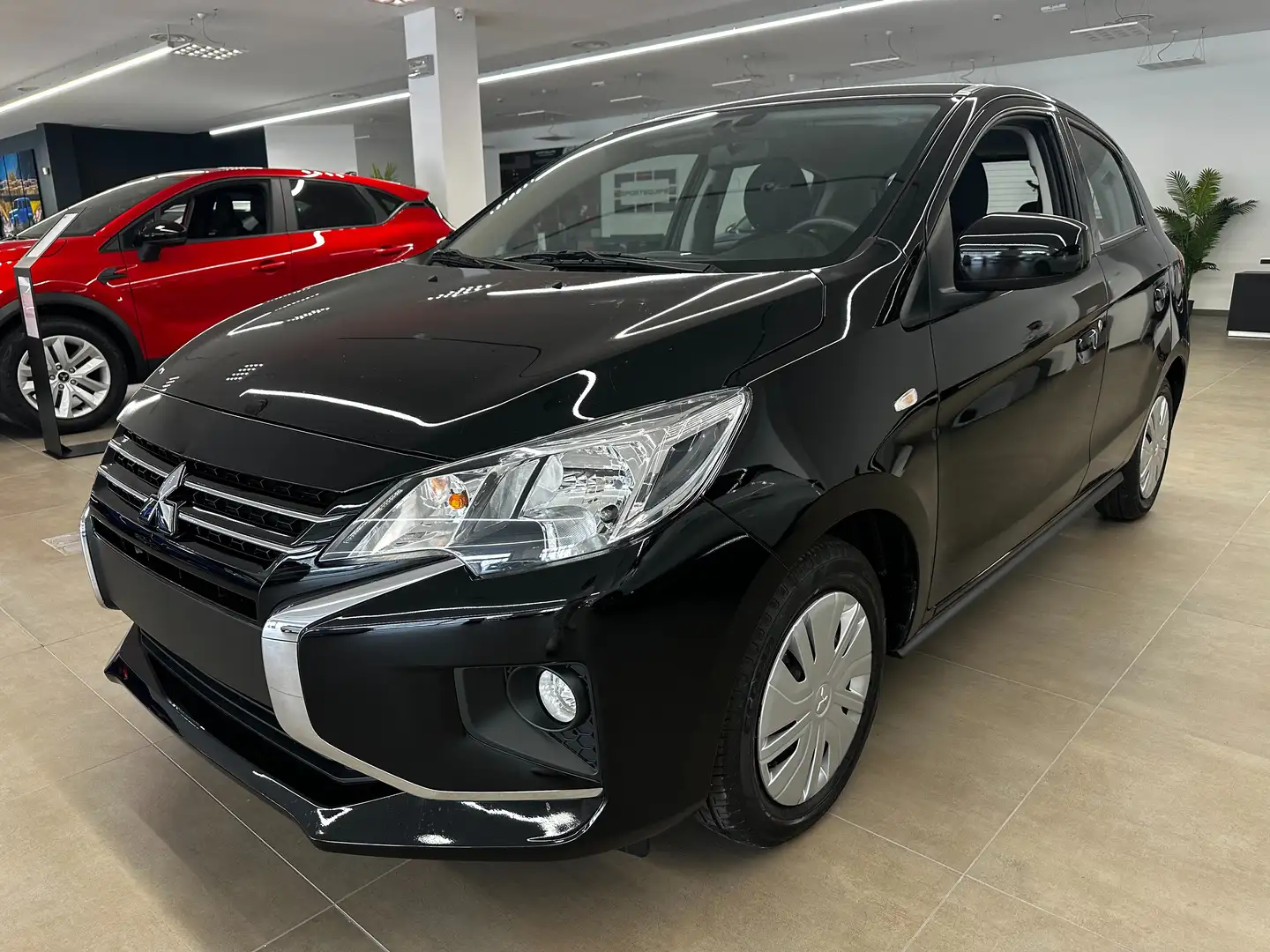 Mitsubishi Space Star 1.2 Invite radio Negro - 1
