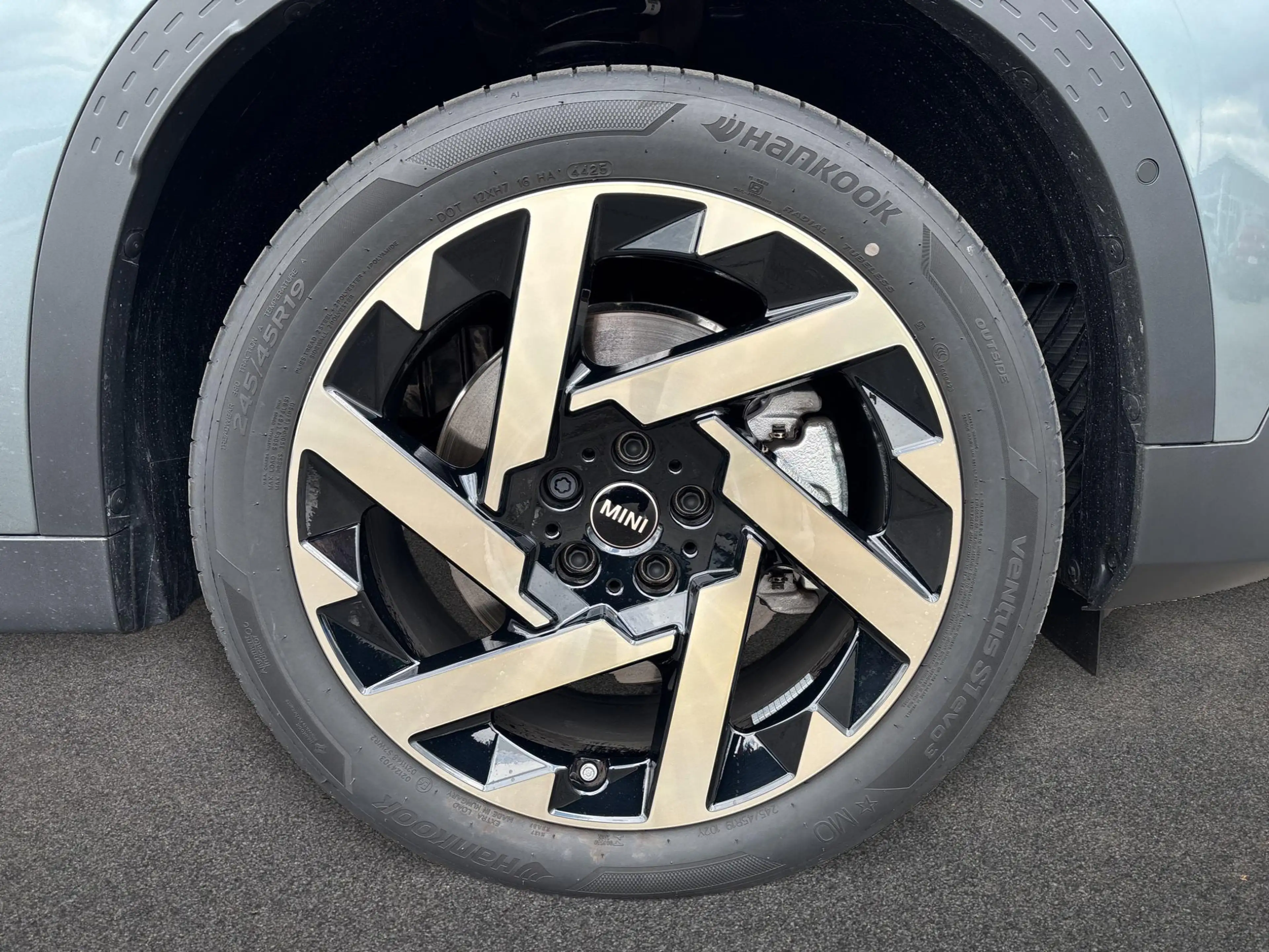 MINI Countryman S All4 Favoured Trim — photo 10