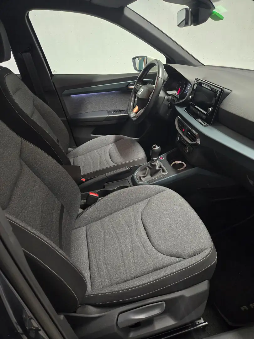 SEAT Arona 1.0 ecotsi Xperience 95cv Grigio - 1