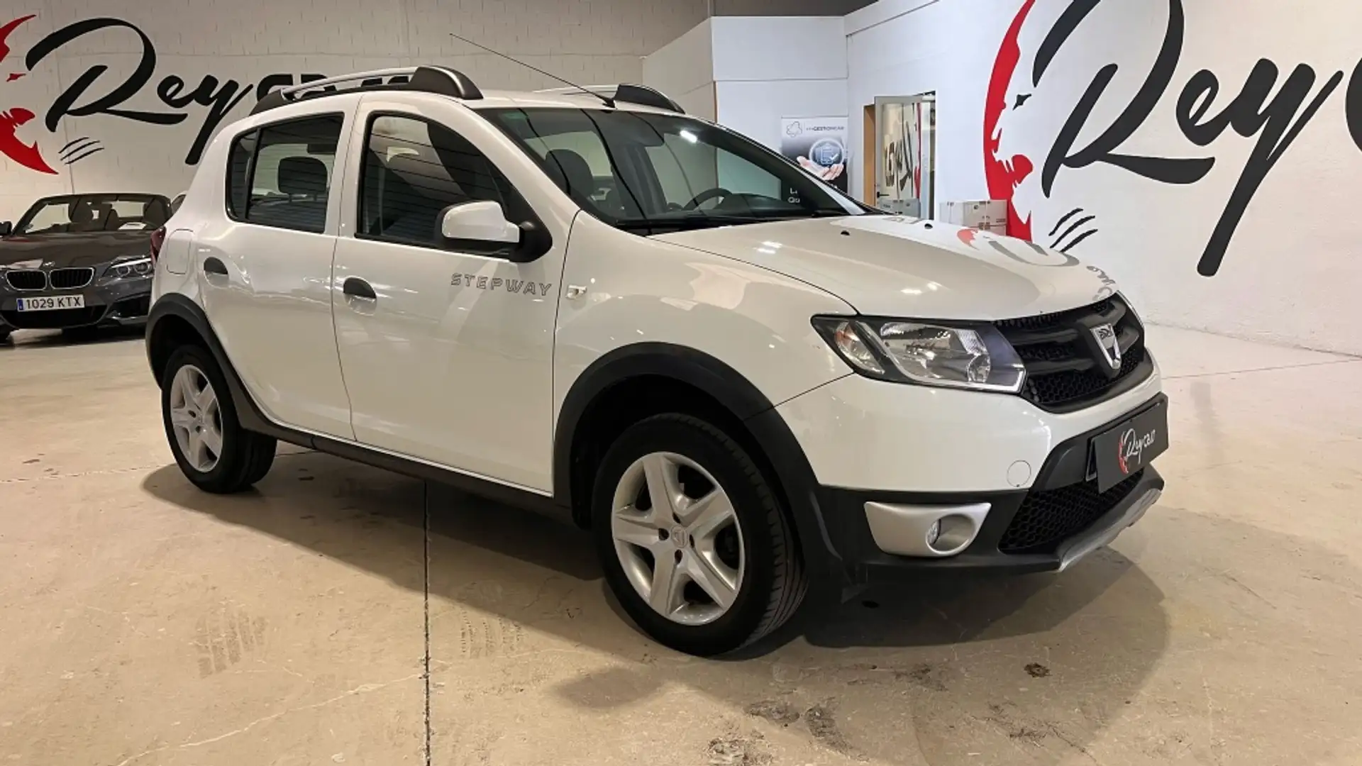 Dacia Sandero 0.9 TCE Stepway 90 Blanc - 1