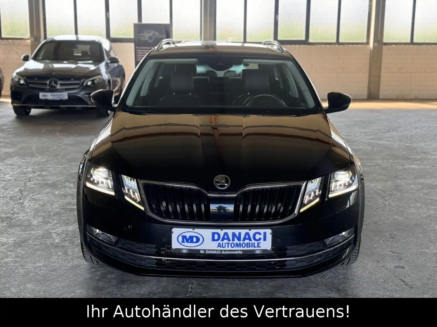 Skoda Octavia Combi Style*1.Hand*ACC*LED*KAMERA*NAVI Schwarz - 2
