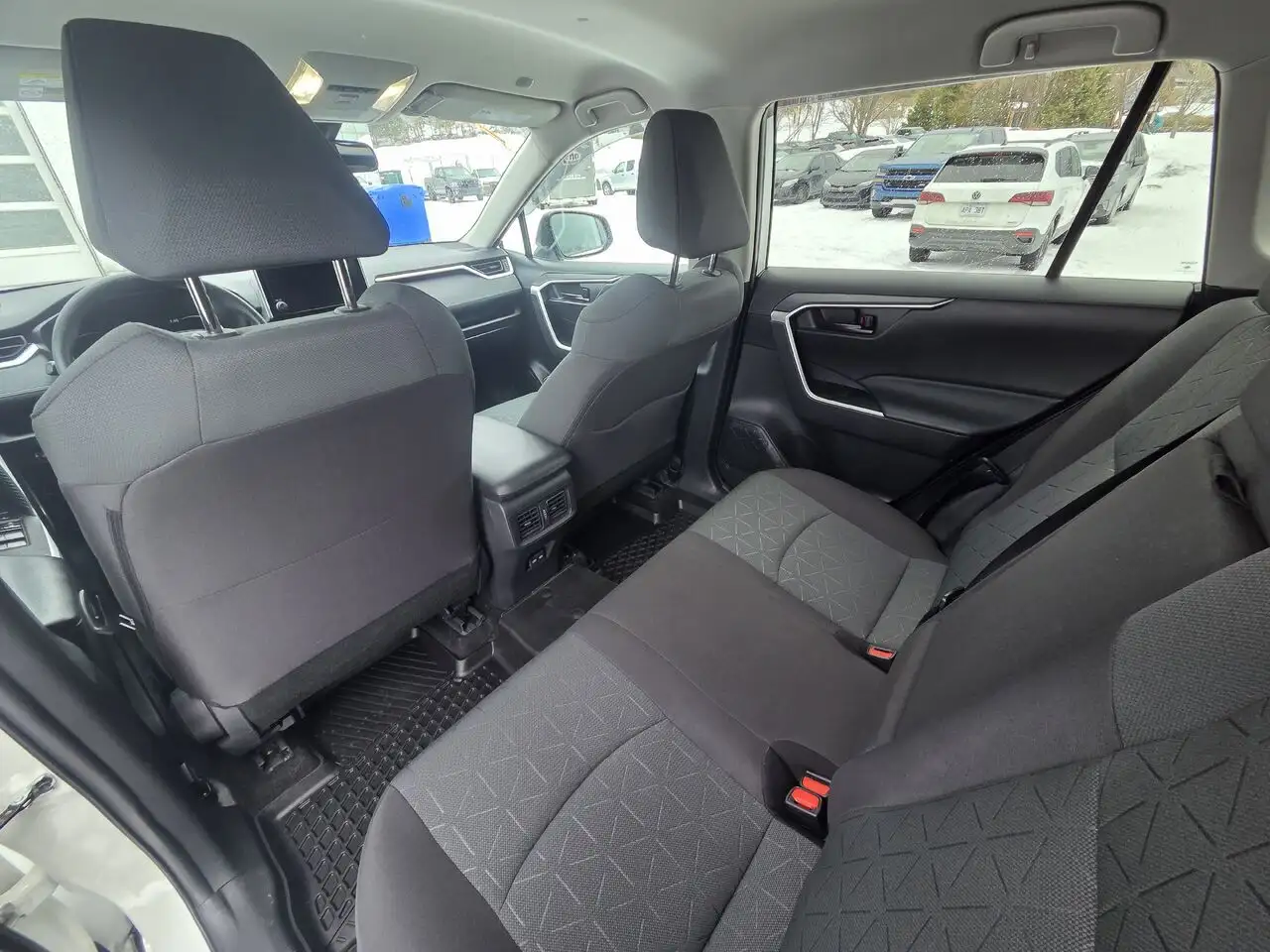 Toyota RAV 4 снимка Toyota RAV 4