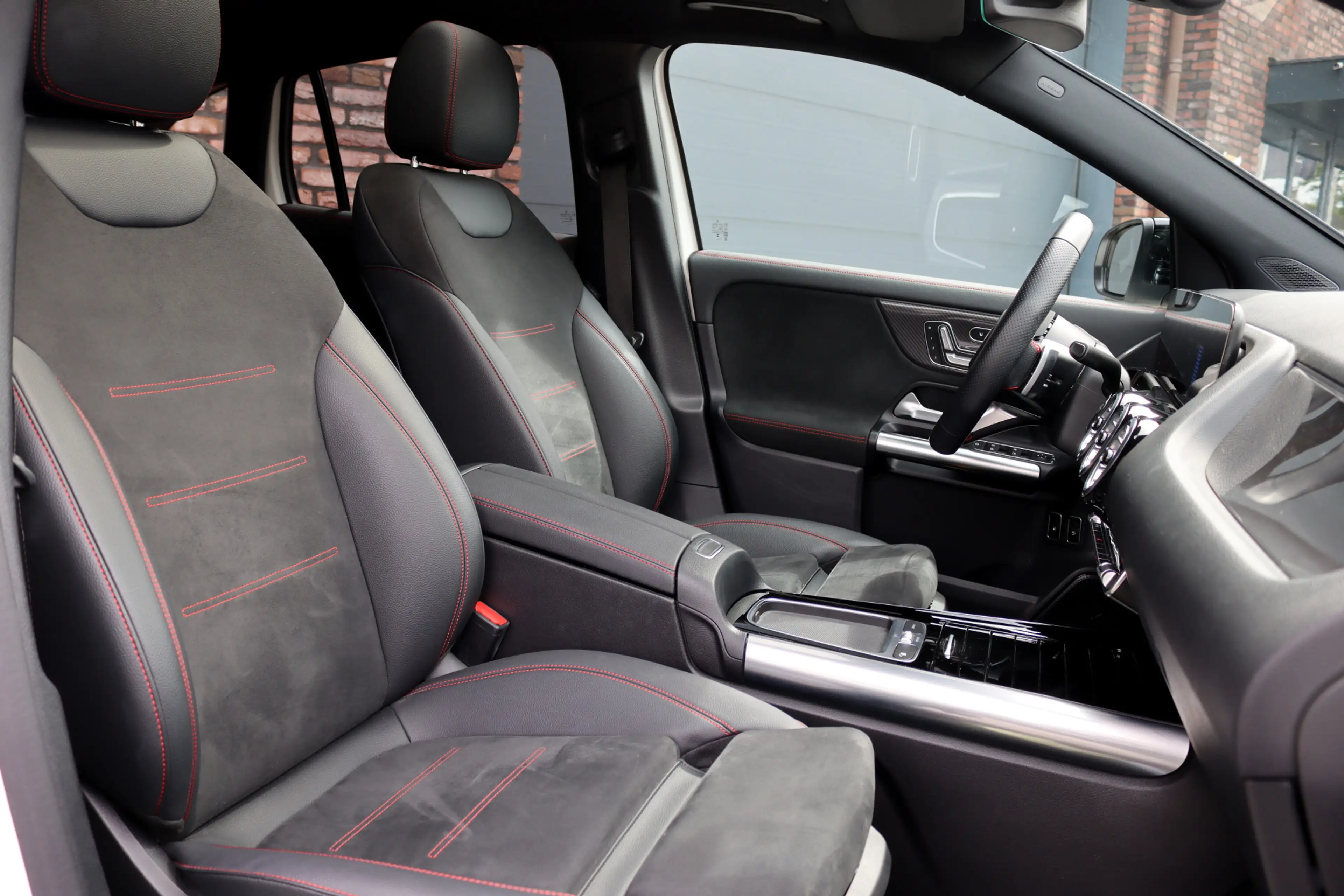 Mercedes-Benz GLA 250 e Star Edition AMG Line | Premium+ | Memory | Pano — photo 6