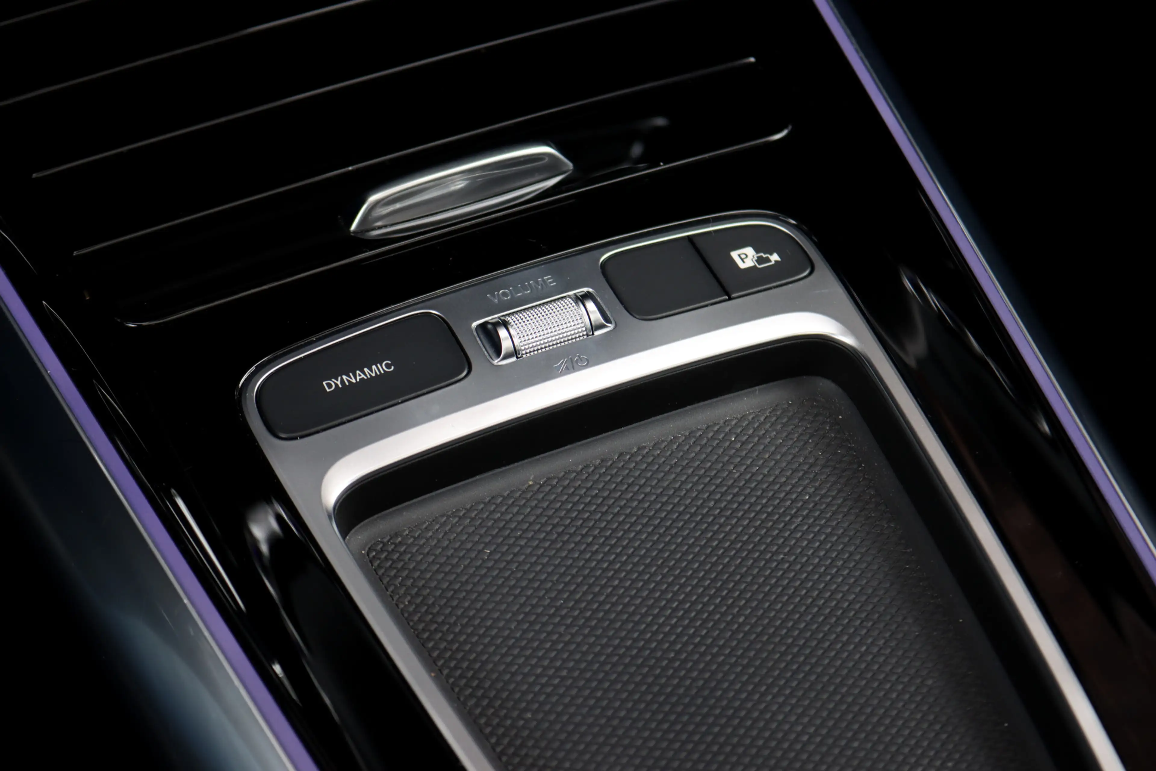 Mercedes-Benz GLA 250 e Star Edition AMG Line | Premium+ | Memory | Pano — photo 33