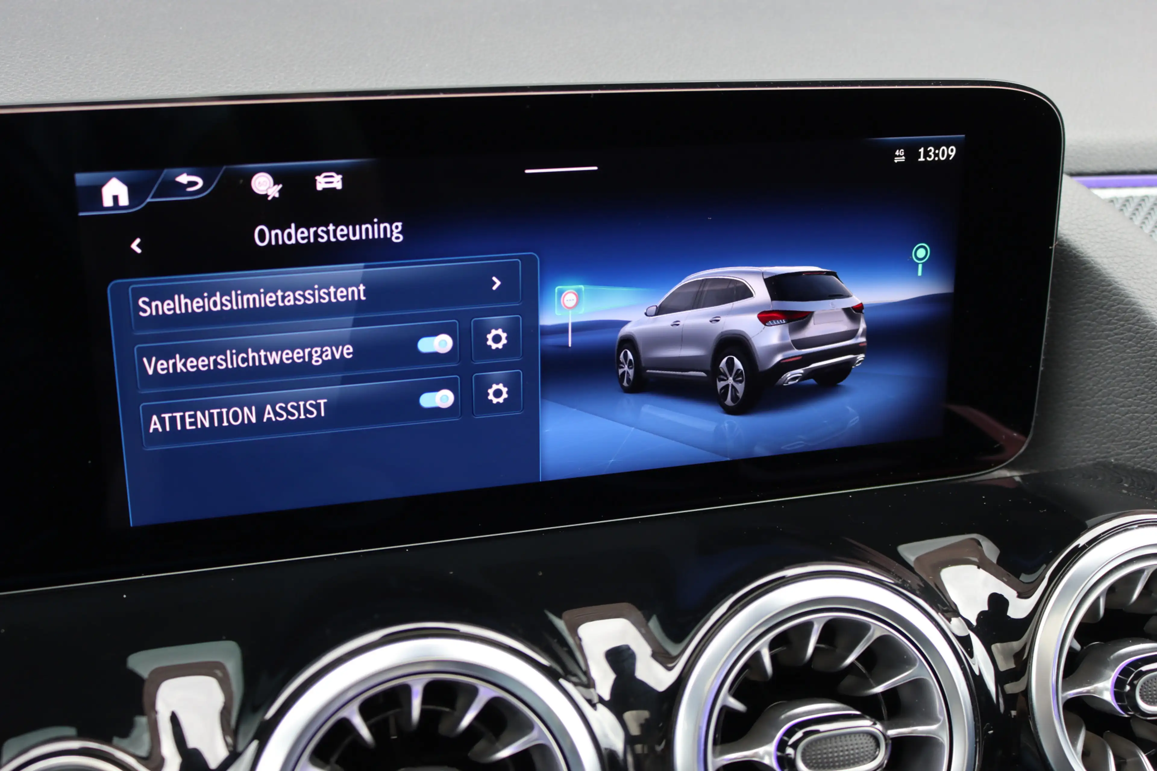 Mercedes-Benz GLA 250 e Star Edition AMG Line | Premium+ | Memory | Pano — photo 37