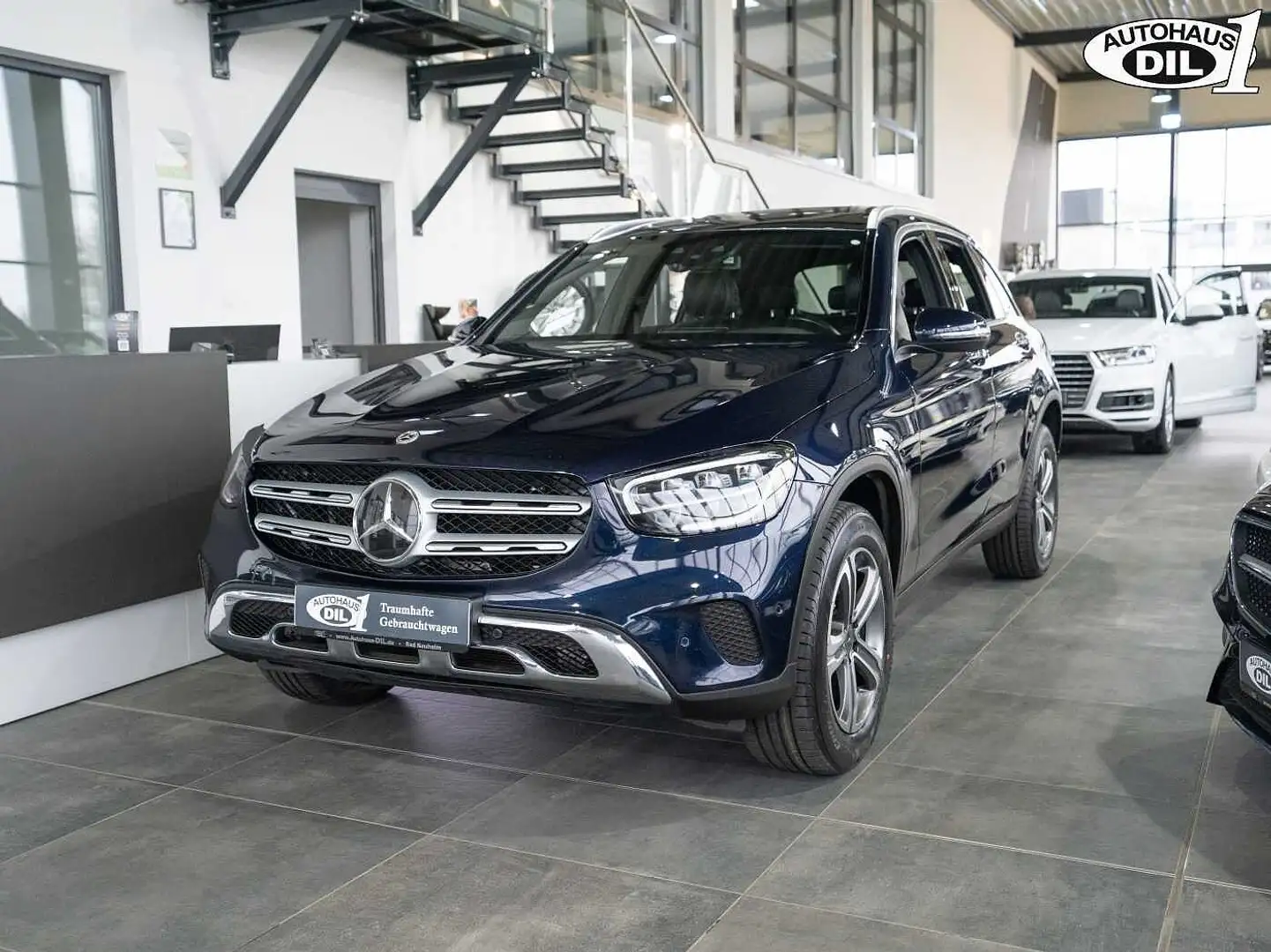 Mercedes-Benz GLC 220 d 4 Matic *NIGHT*AMG Inter.*RFK*PANO Blauw - 2