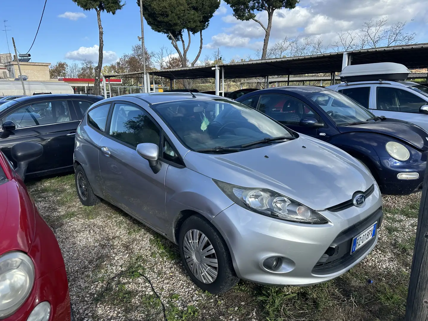 Ford Fiesta Fiesta VI 2008 3p 1.4 tdci Titanium Silber - 2