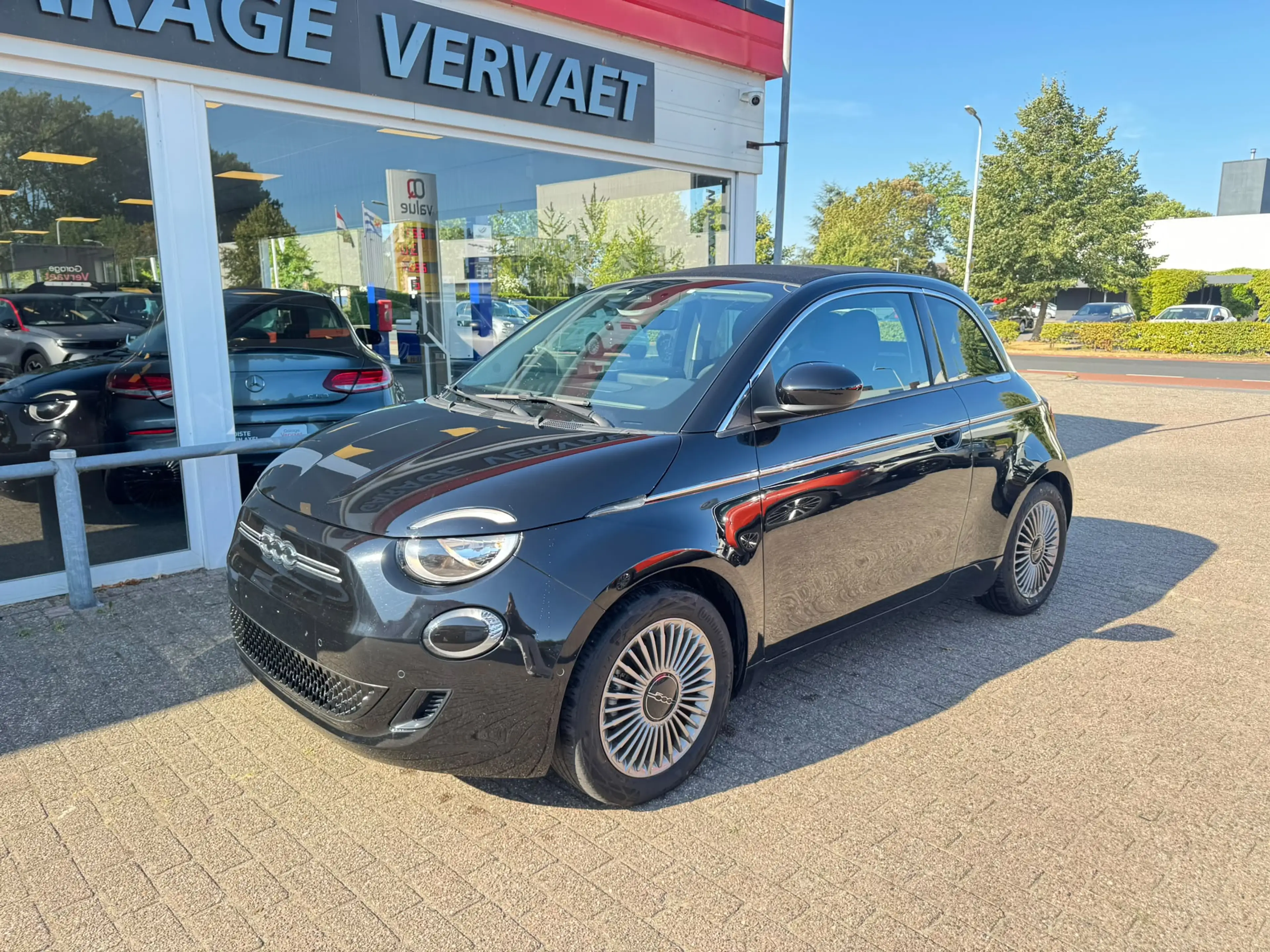 Fiat 500C 42 kWh — photo 3