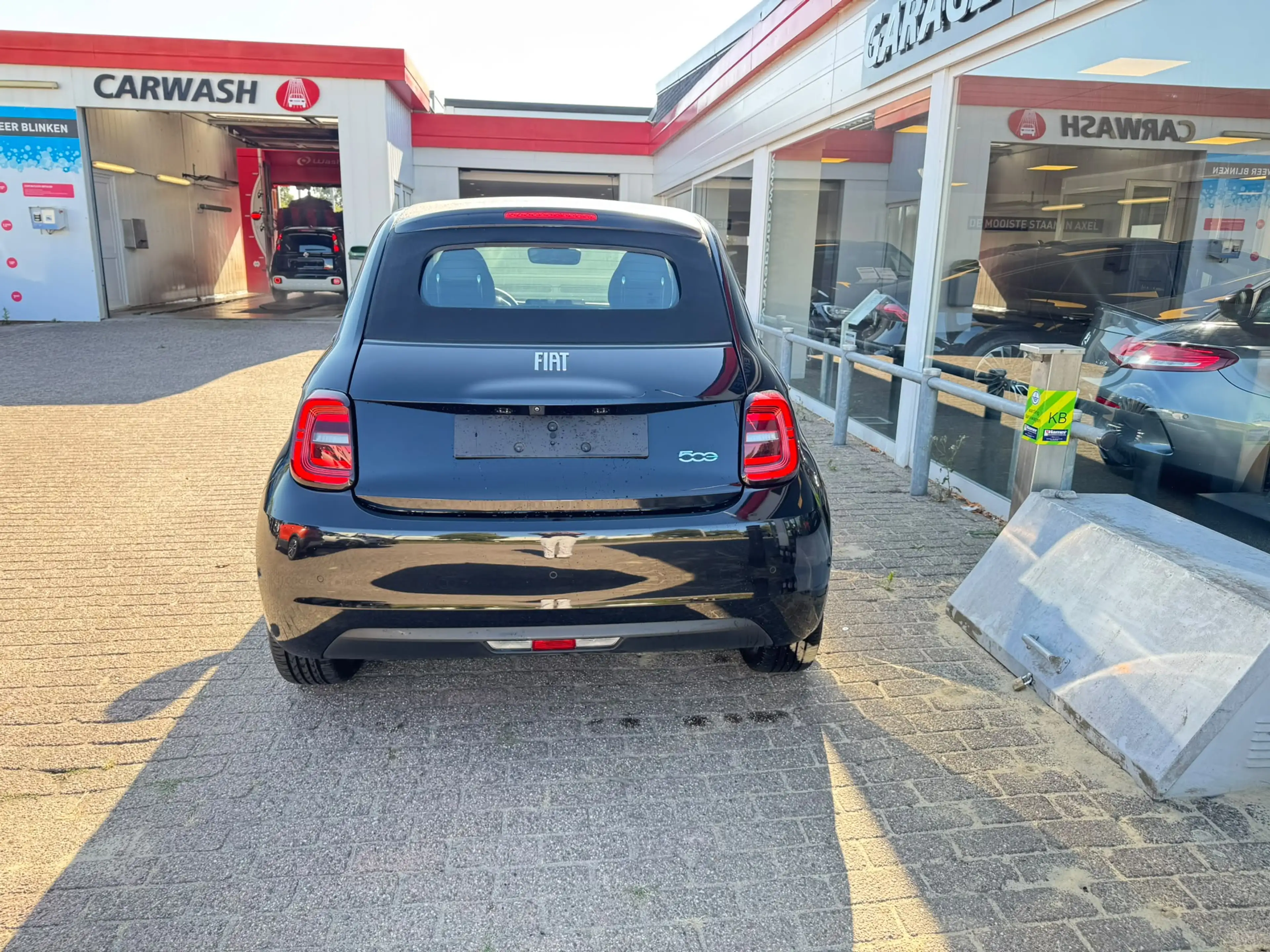 Fiat 500C 42 kWh — photo 9
