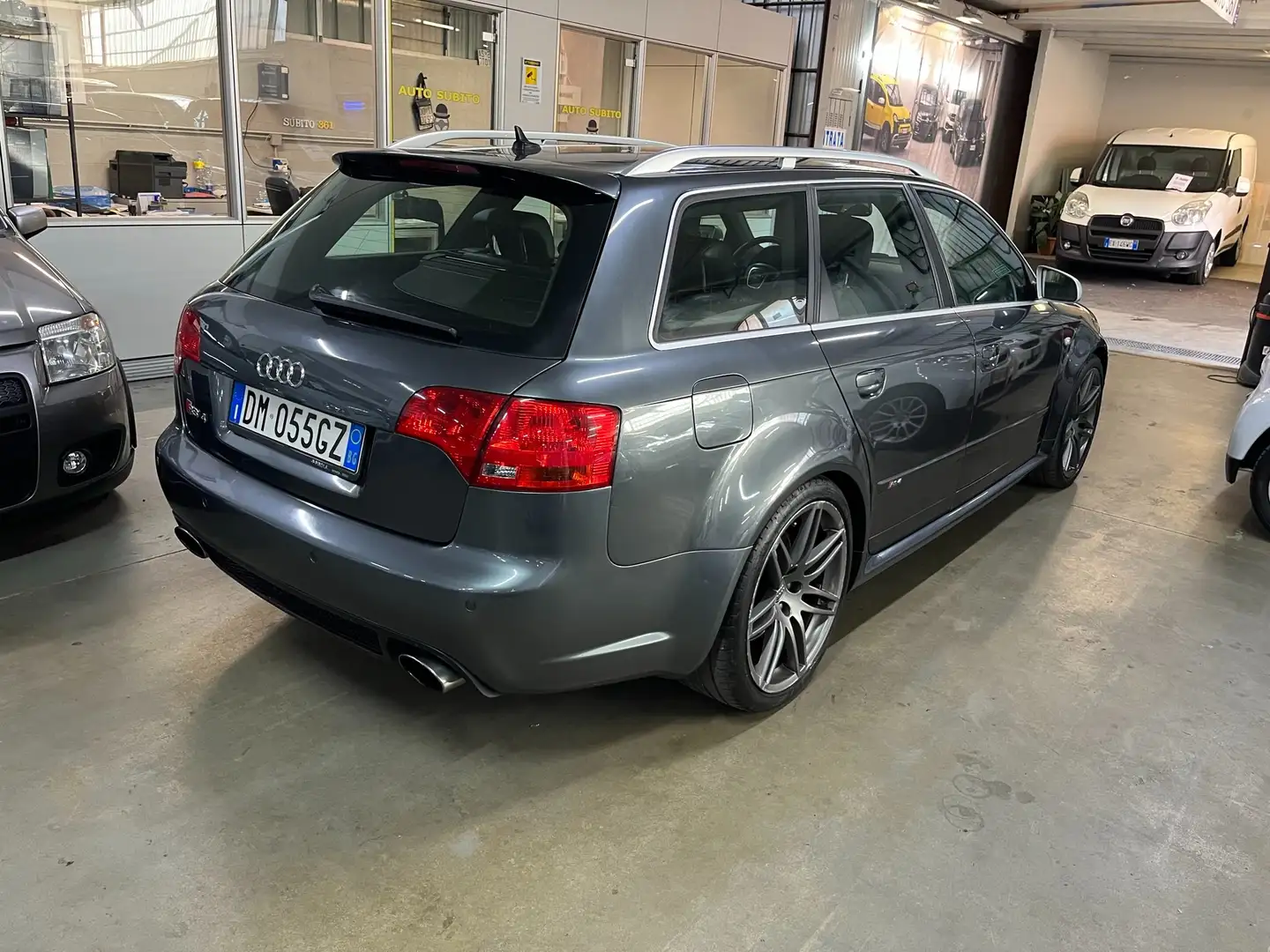 Audi RS4 Avant 4.2 V8 quattro Gri - 2