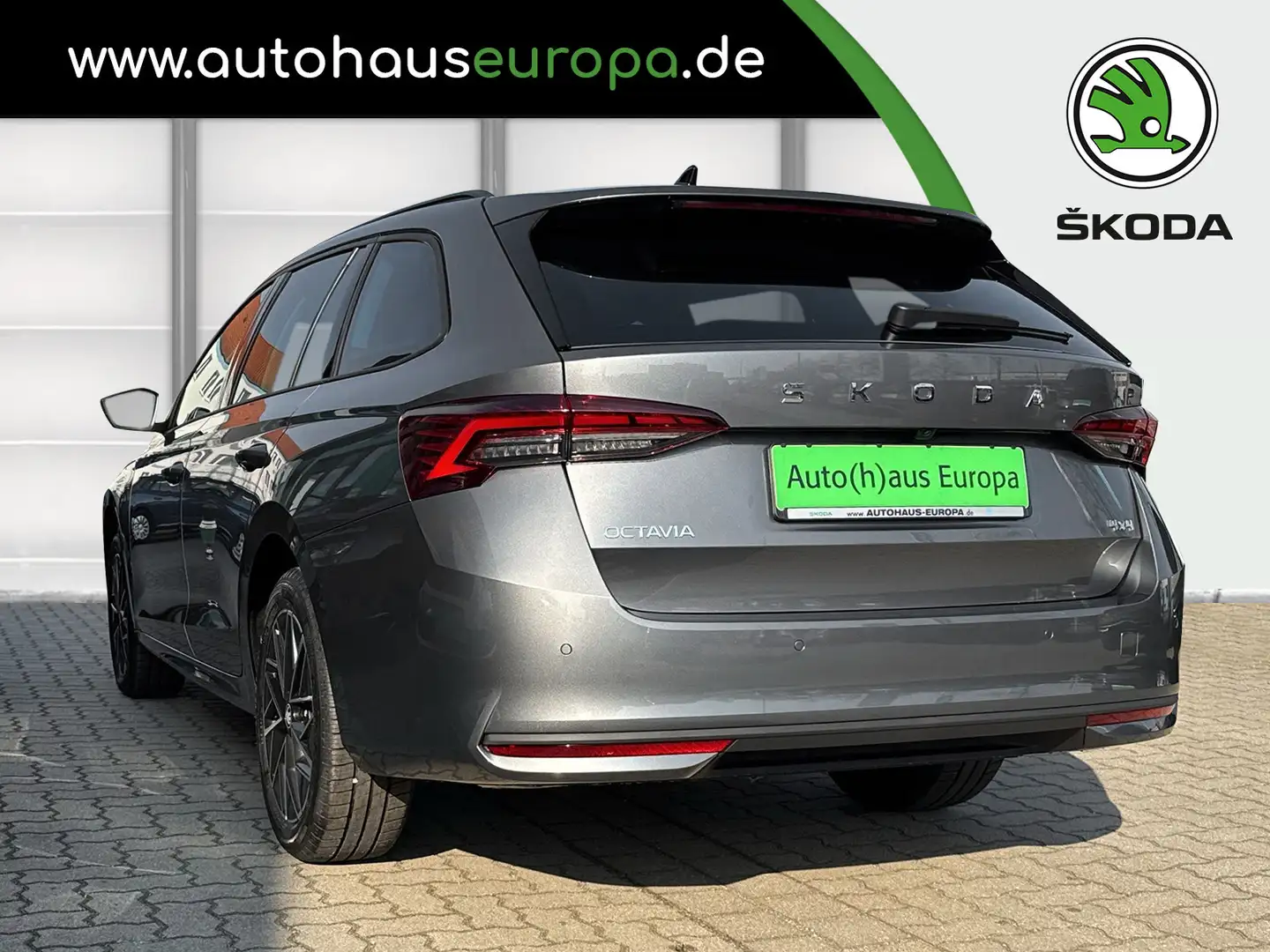 Skoda Octavia Combi TOUR  2.0 TSI DSG AHK ACC210 WSS NAVI 4xSHZ Grau - 2