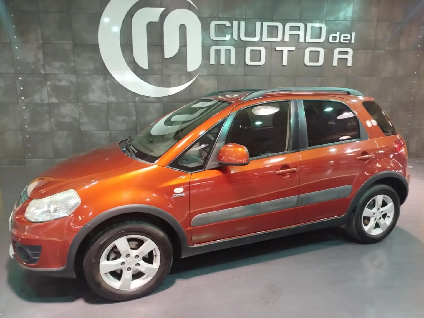 Suzuki SX4 2.0DDIS GL 4WD Oranje - 1