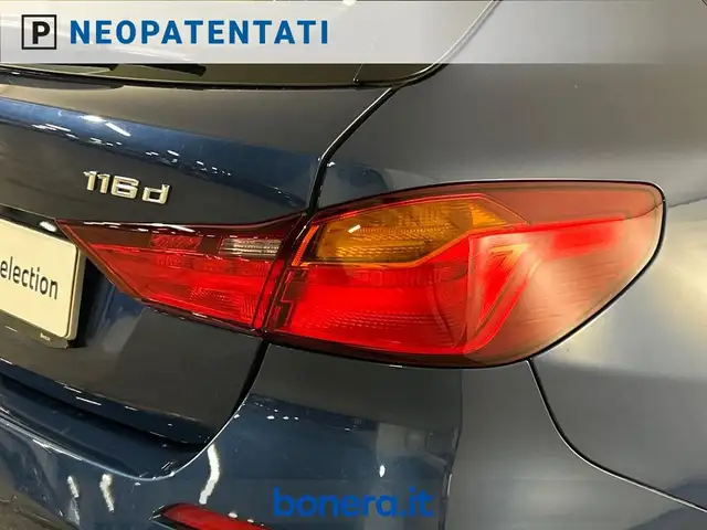 BMW 1 Series view 11