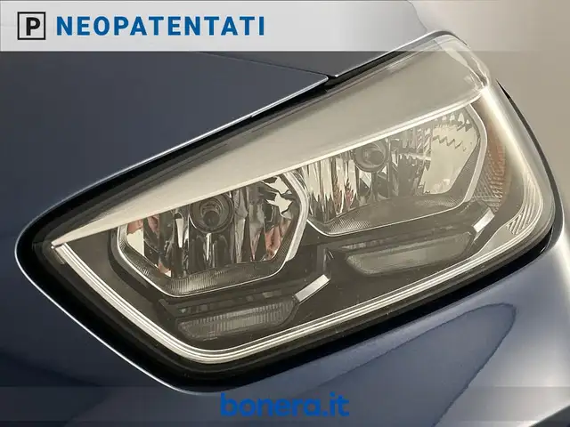 BMW 1 Series view 10