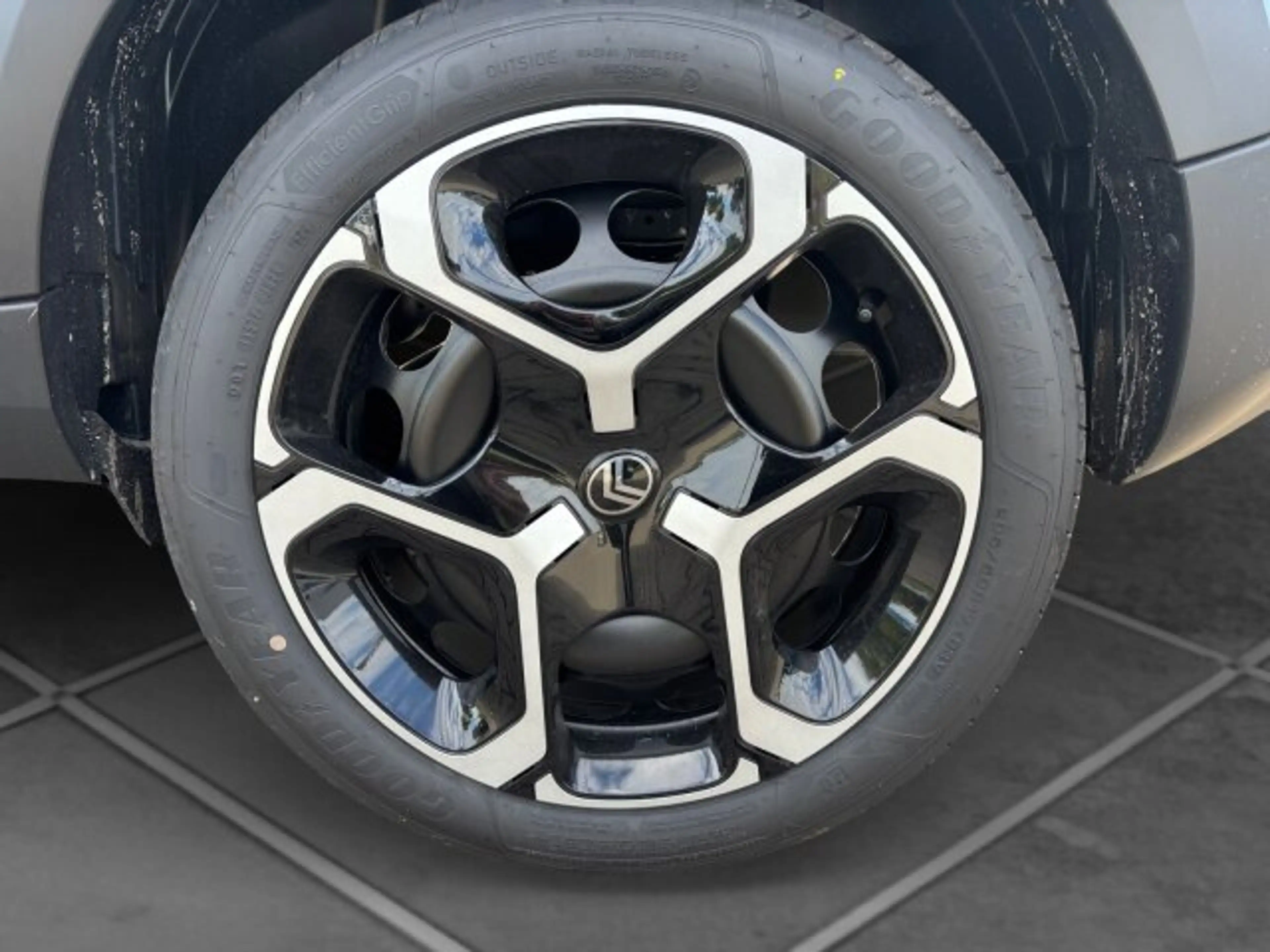Citroen C3 C3 PLUS 100 BAR +Einparkhilfe+Klima+LED+ — photo 6