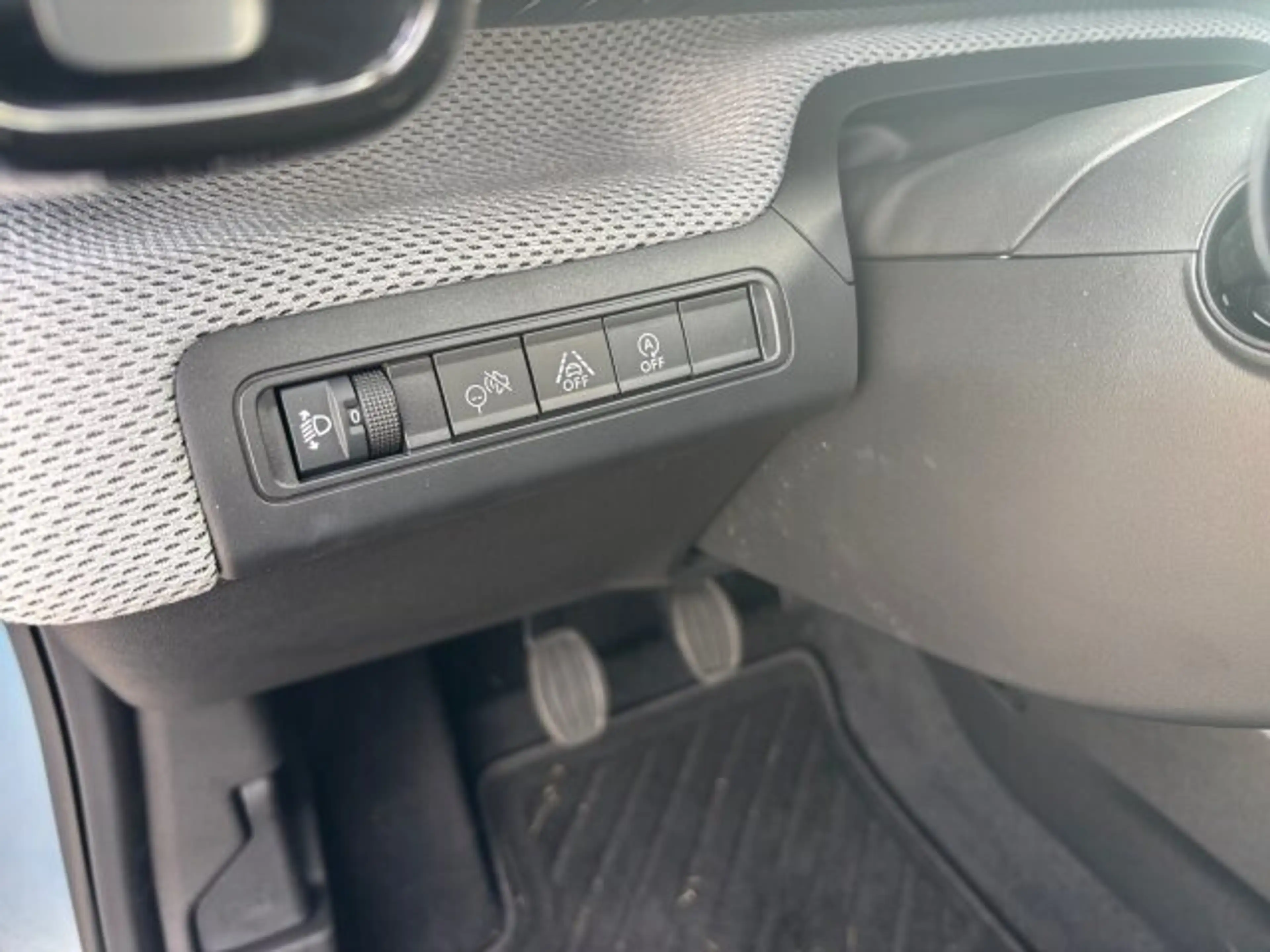 Citroen C3 C3 PLUS 100 BAR +Einparkhilfe+Klima+LED+ — photo 9