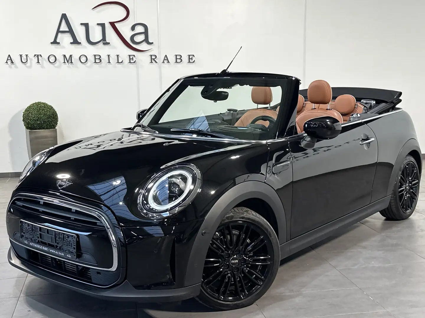 MINI Cooper Cabrio Classic Trim NAV+LED+KAMERA+ACC+PP Black - 1