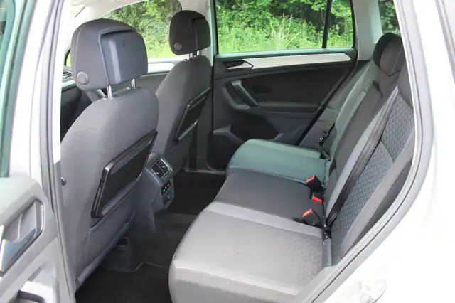 Volkswagen Tiguan view 14