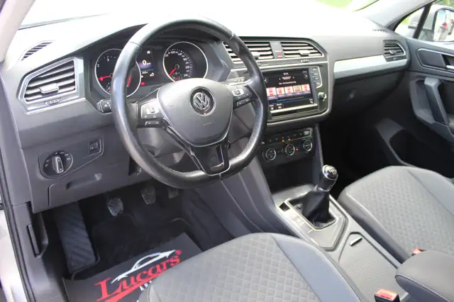 Volkswagen Tiguan view 8