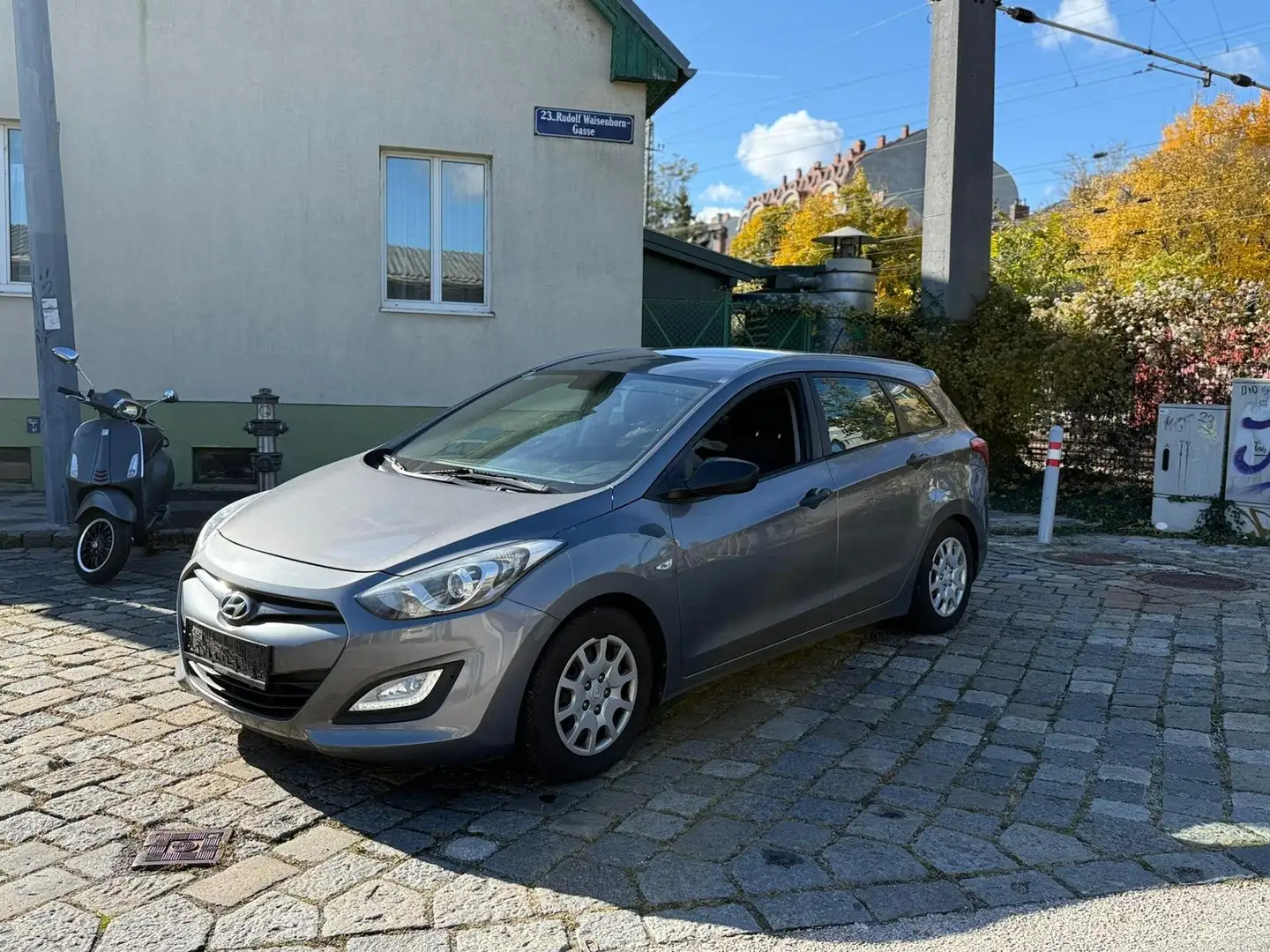 Hyundai i30 Classic Grau - 1