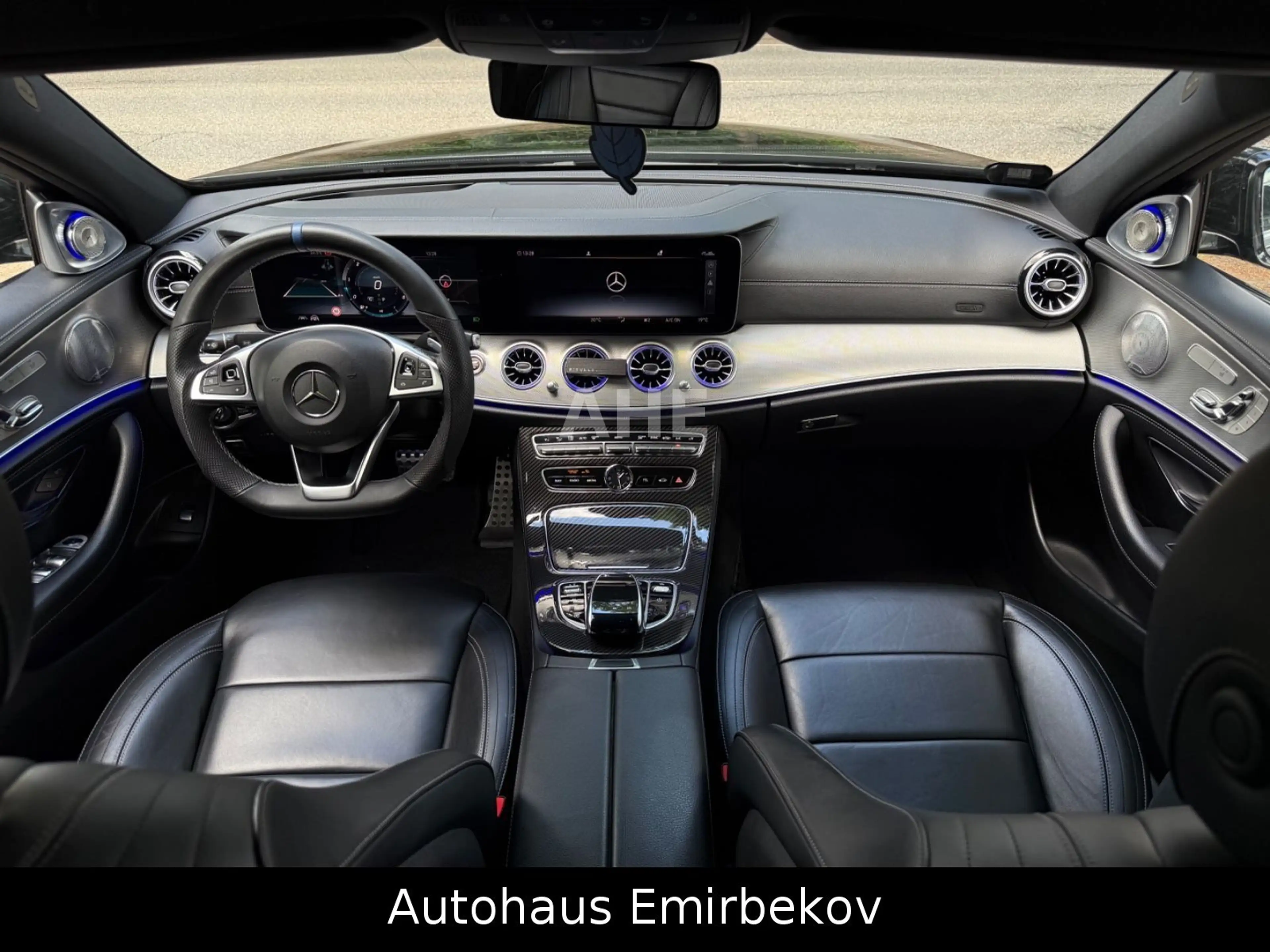 Mercedes-Benz E 350 E Lim. AMG/HuD/BUR/360°/Distro/LED/S-Heft! — photo 11