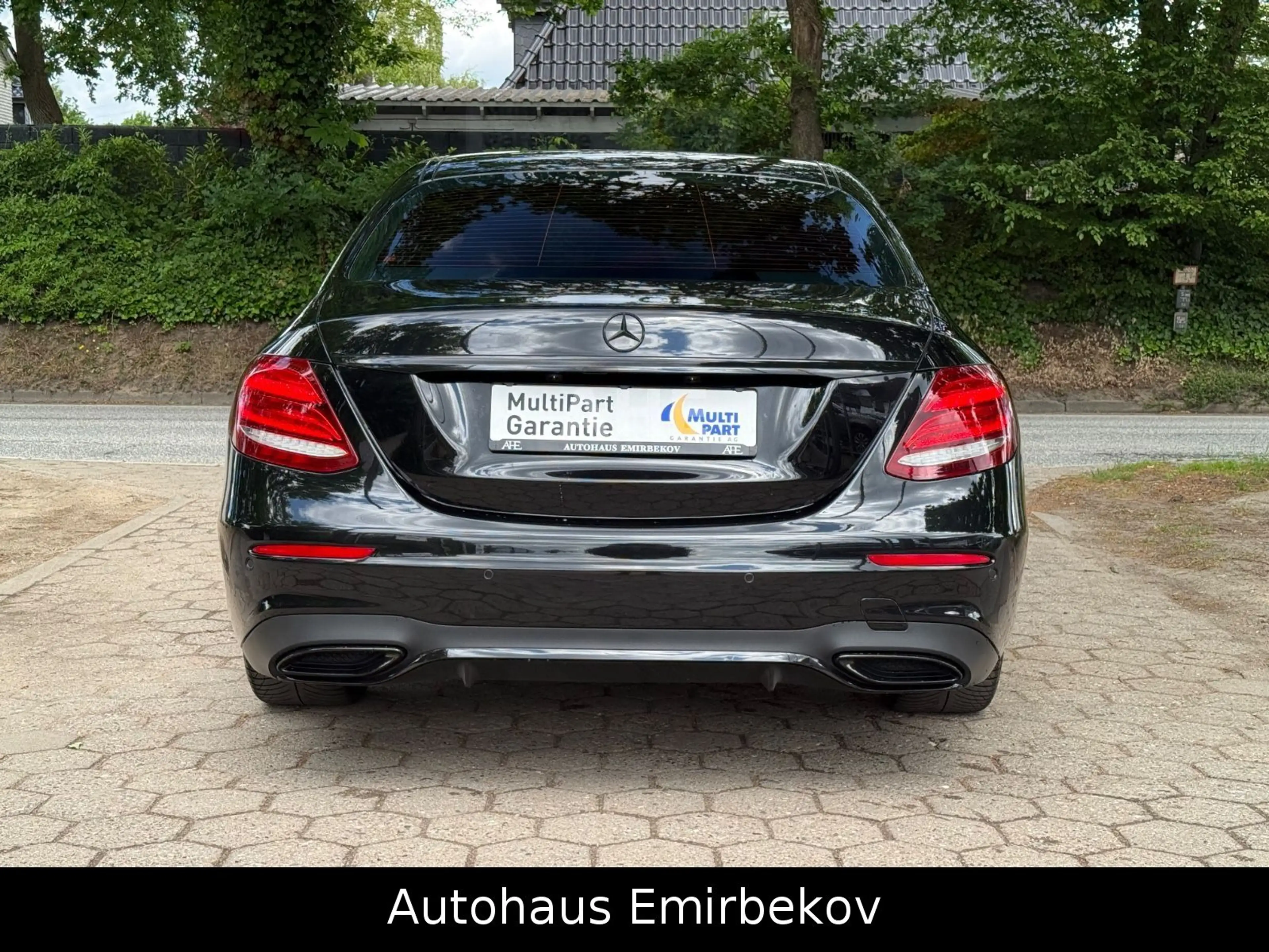 Mercedes-Benz E 350 E Lim. AMG/HuD/BUR/360°/Distro/LED/S-Heft! — photo 6