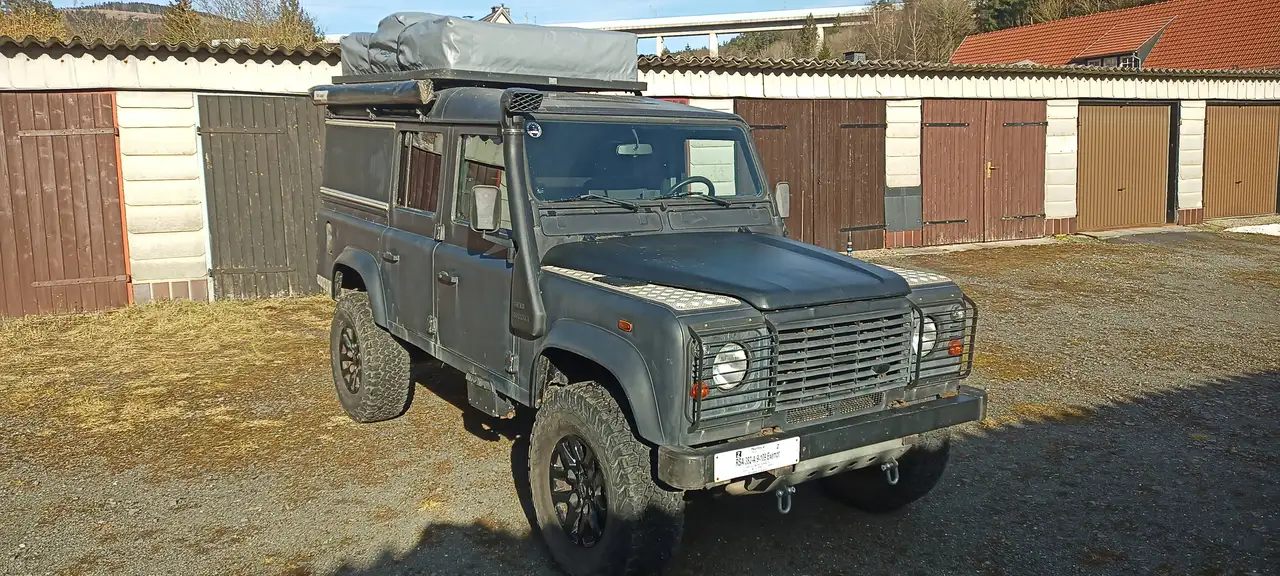 Land Rover Defender 110 Td5, foto 2