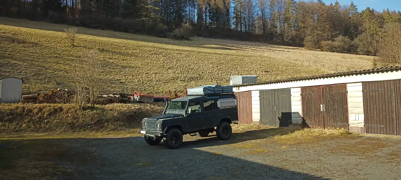 Land Rover Defender 110 Td5, foto 1