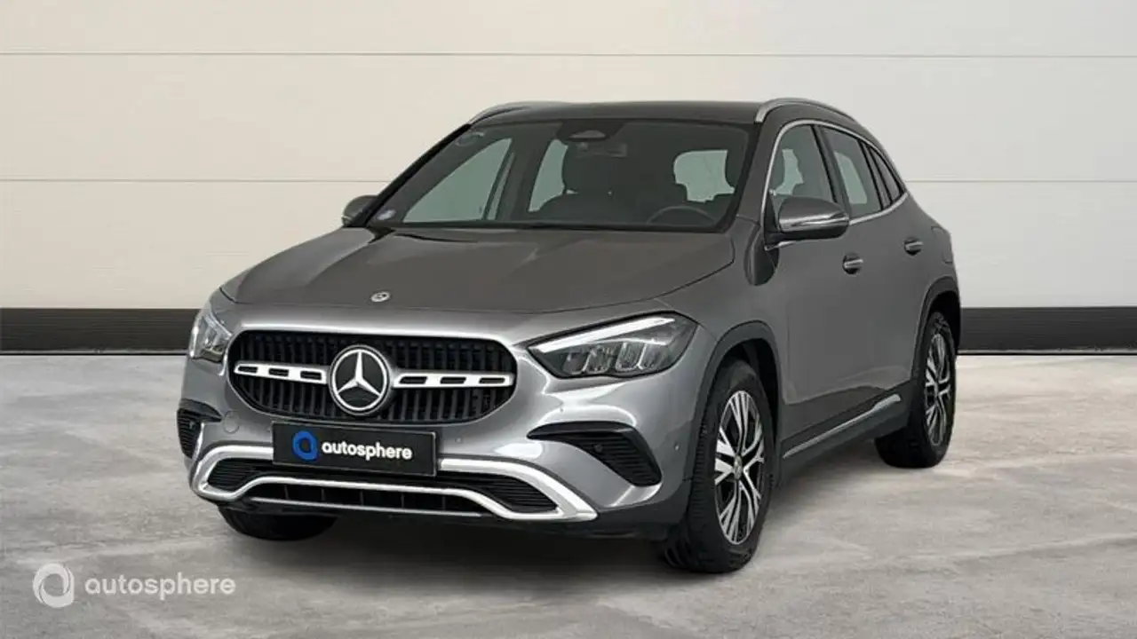 Mercedes-Benz GLA 200