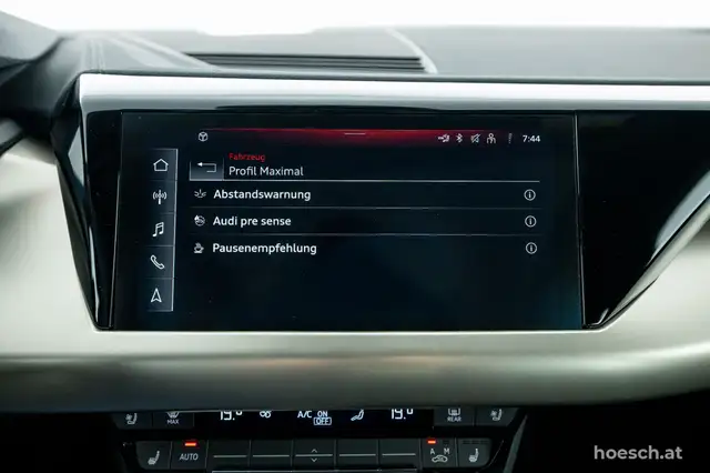 Audi e-tron GT RS quattro TRAUMWAGEN WIE NEU -54% Ansicht 19