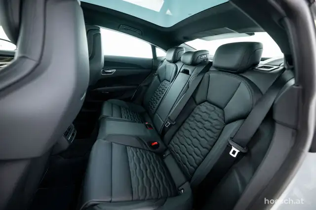 Audi e-tron GT RS quattro TRAUMWAGEN WIE NEU -54% Ansicht 7
