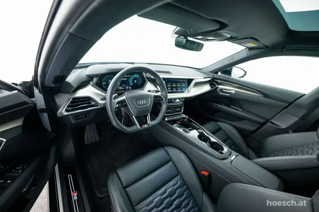 Audi e-tron GT RS quattro TRAUMWAGEN WIE NEU -54% Ansicht 21