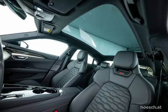 Audi e-tron GT RS quattro TRAUMWAGEN WIE NEU -54% Ansicht 23