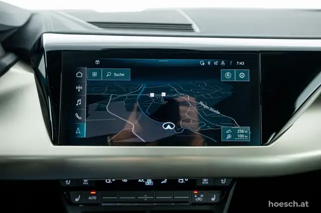 Audi e-tron GT RS quattro TRAUMWAGEN WIE NEU -54% Ansicht 12