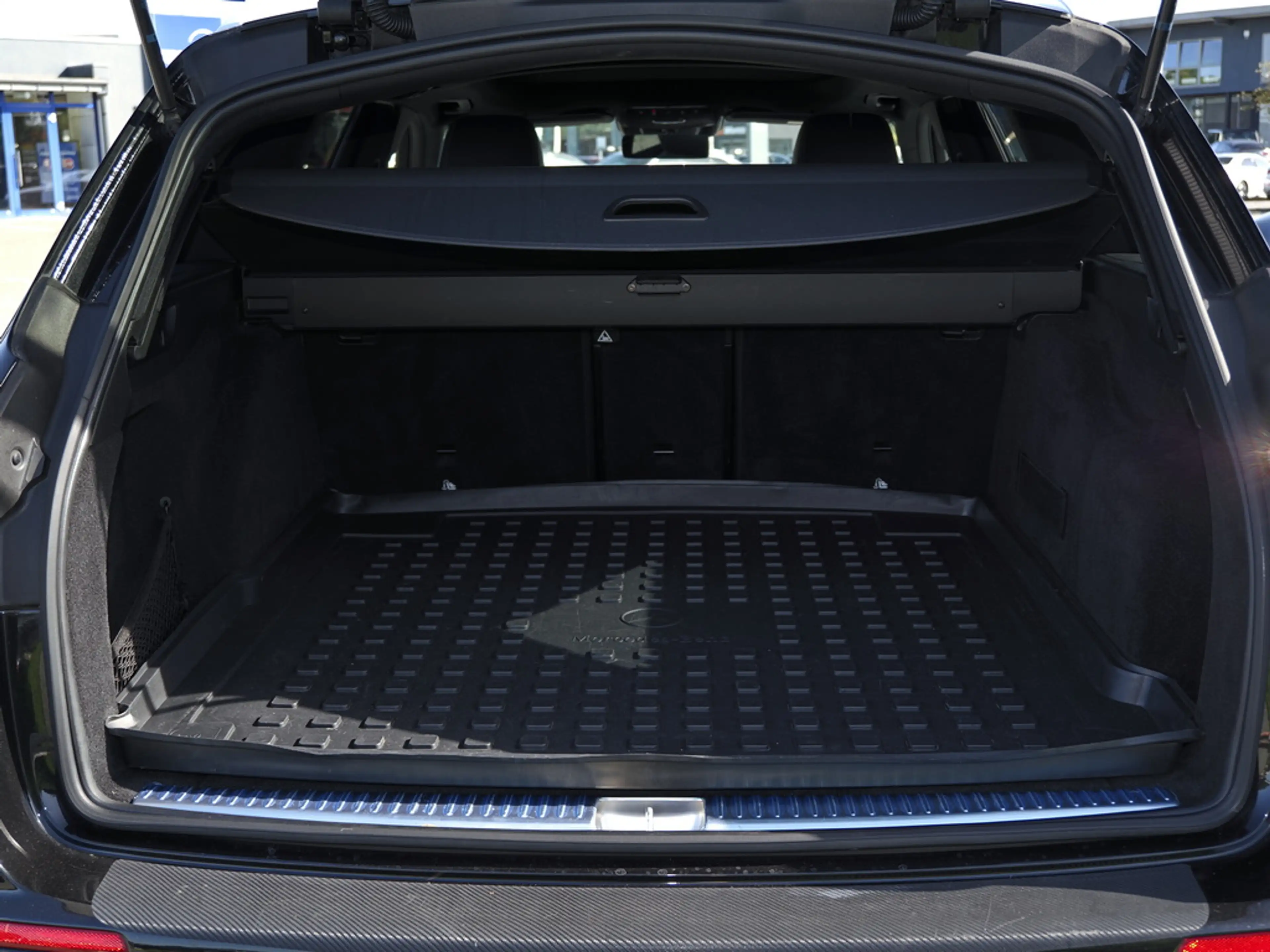 Mercedes-Benz E 53 AMG E 53 T AMG 4M+ DISTRO DRIVERS P. PANO AHK 360 — photo 15